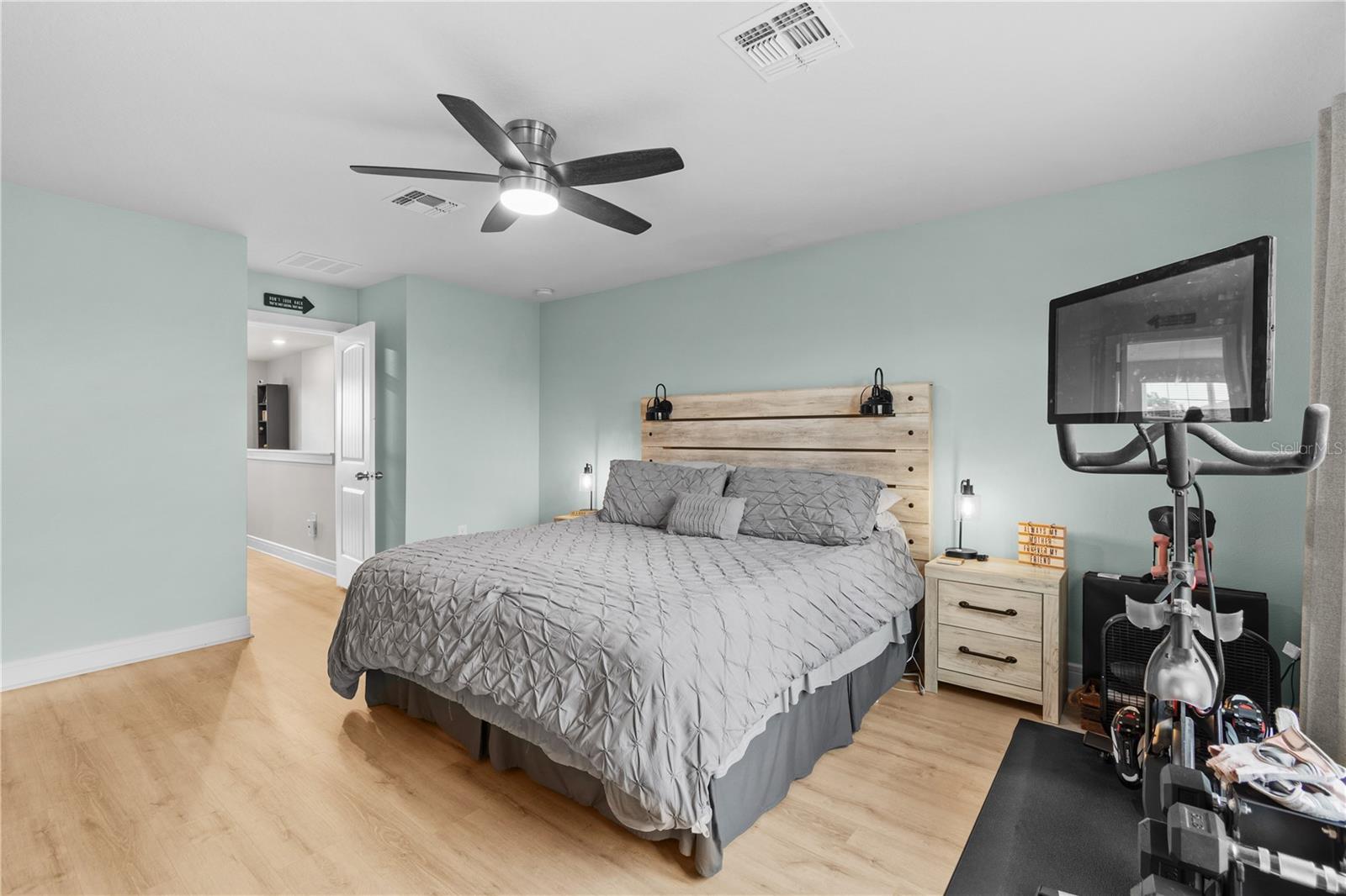 9109 ROYAL RIVER CIR — photo 24