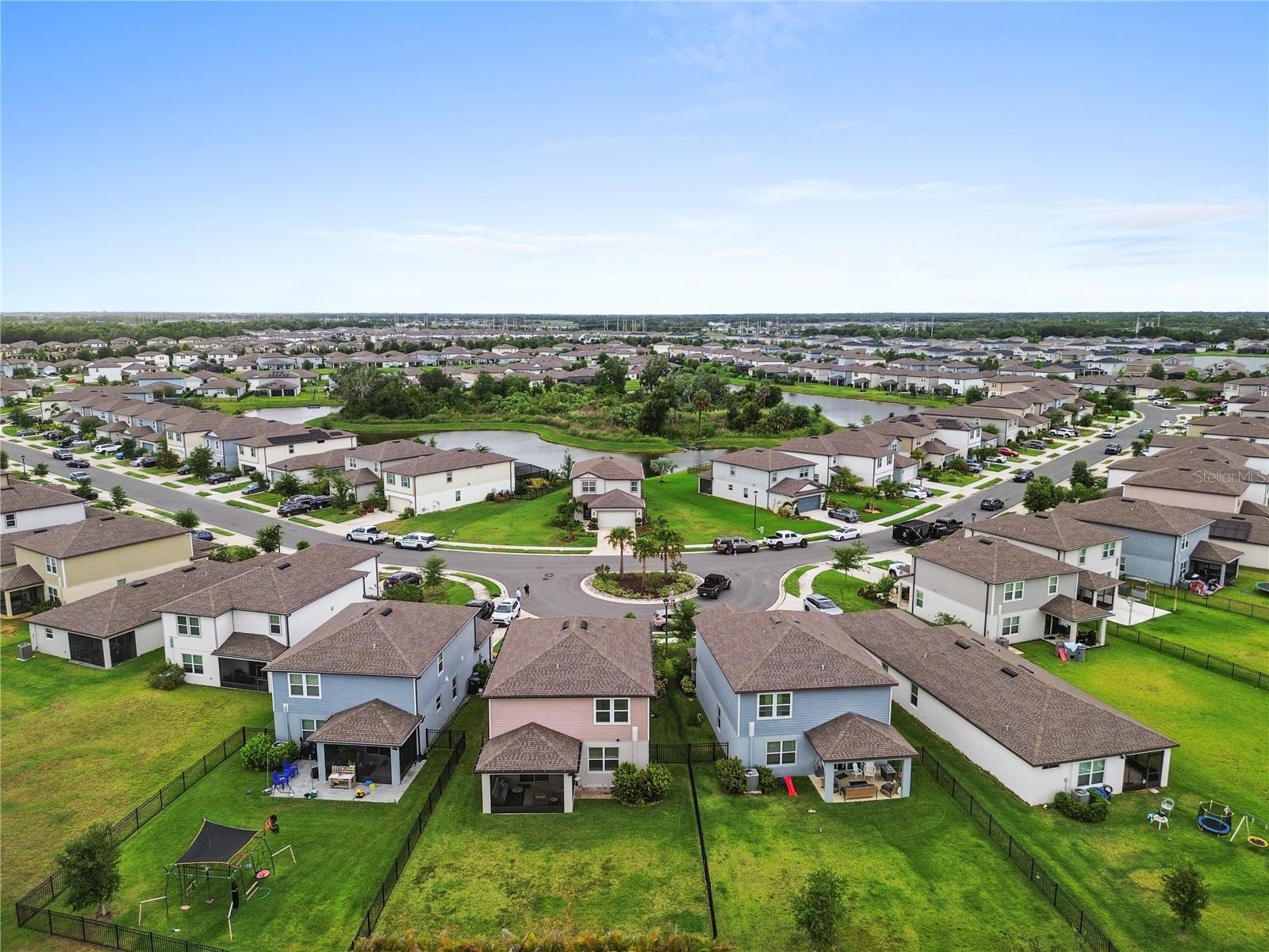 9109 ROYAL RIVER CIR — photo 44