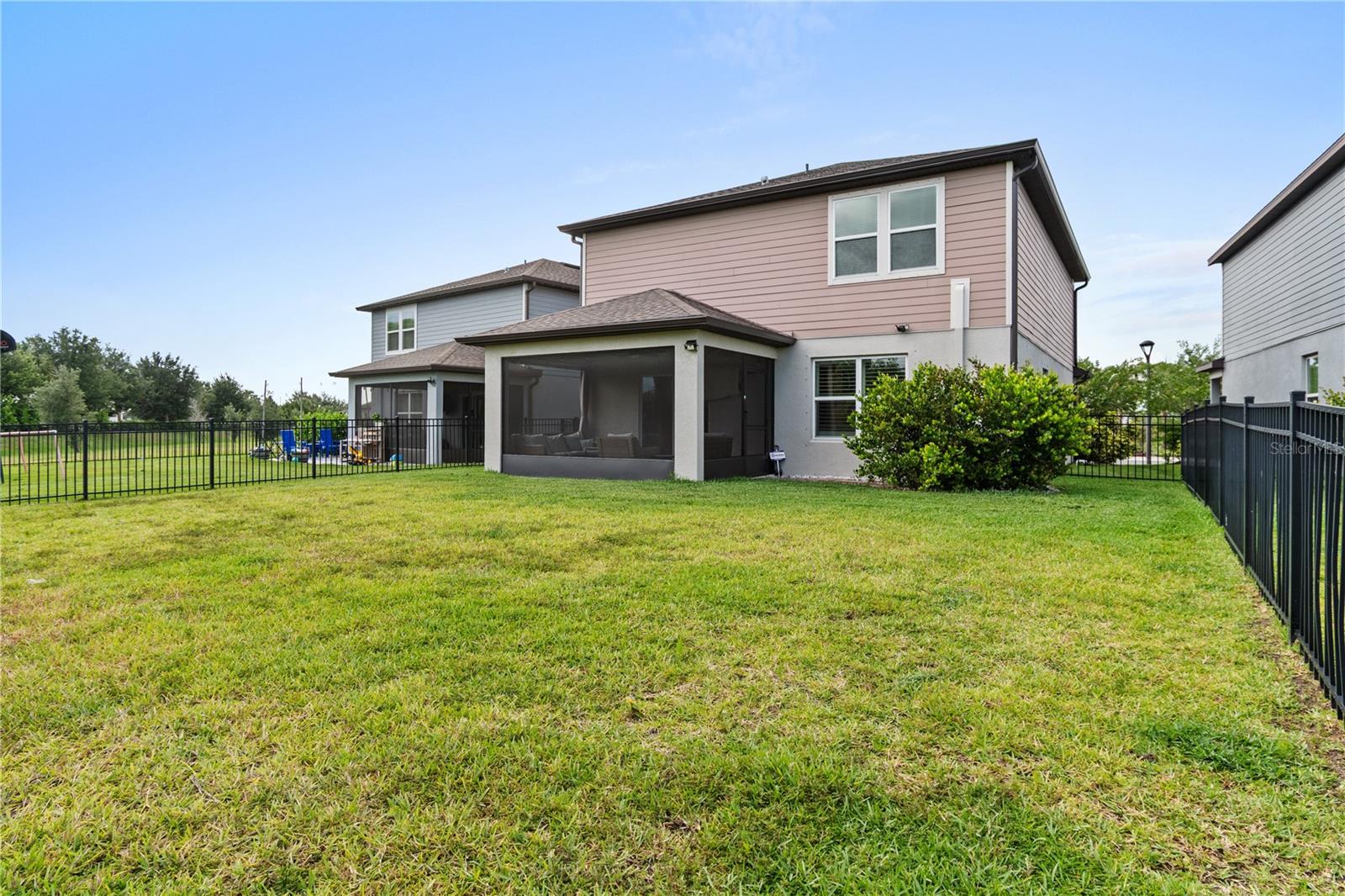 9109 ROYAL RIVER CIR — photo 43