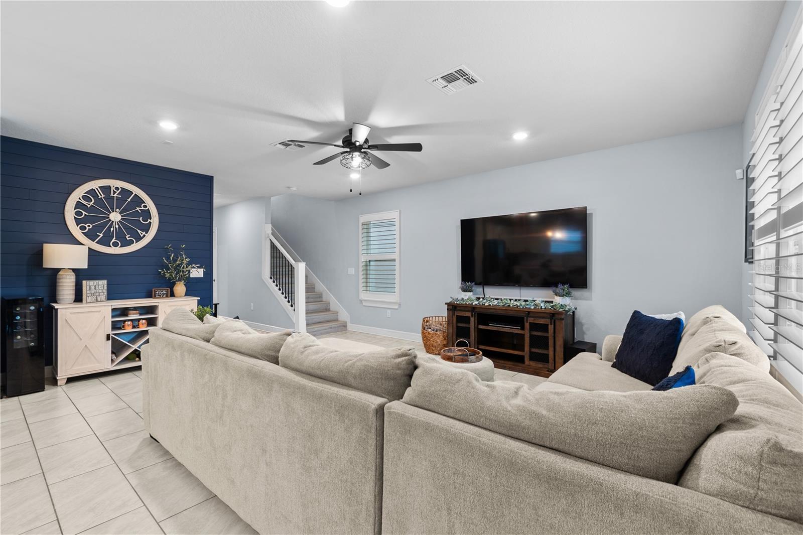 9109 ROYAL RIVER CIR — photo 11