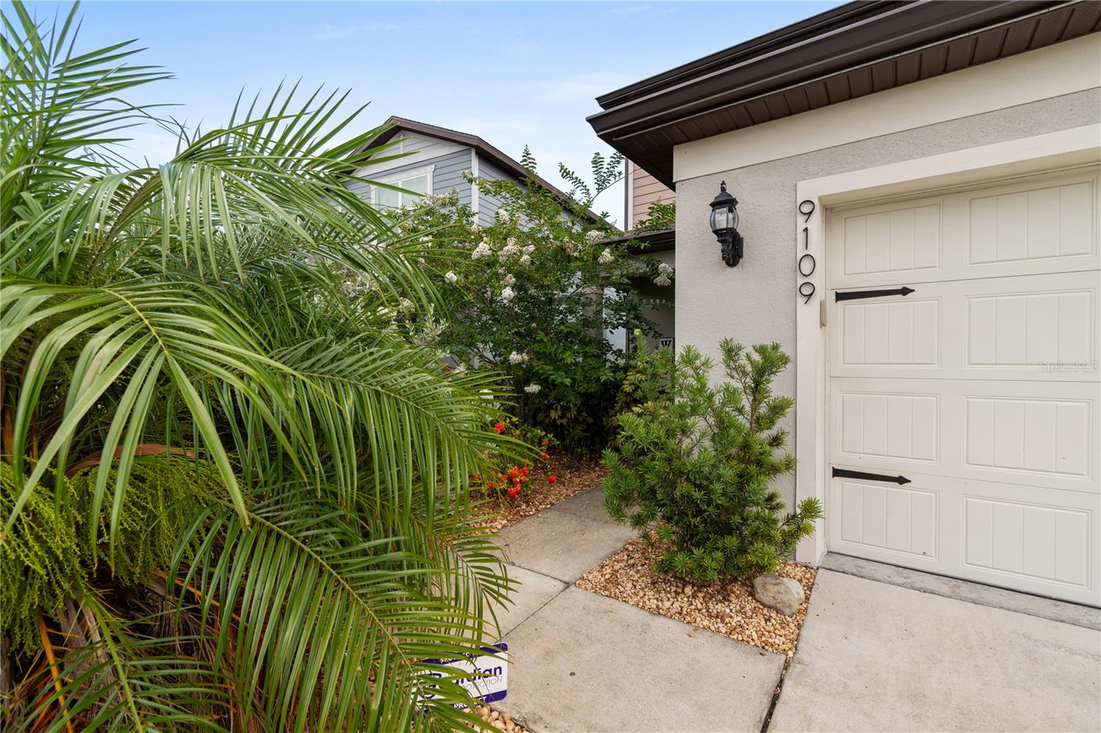9109 ROYAL RIVER CIR — photo 47