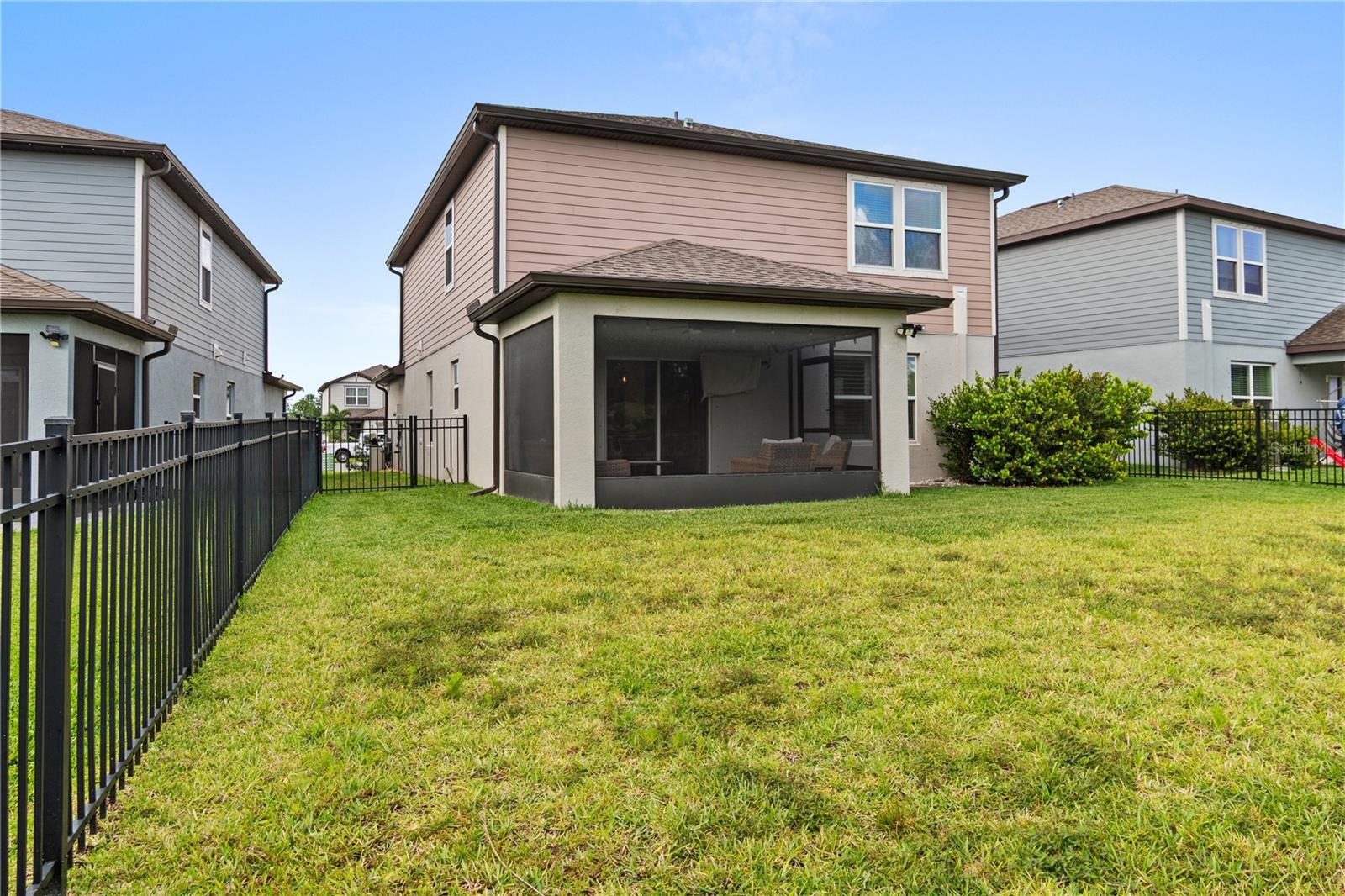 9109 ROYAL RIVER CIR — photo 42