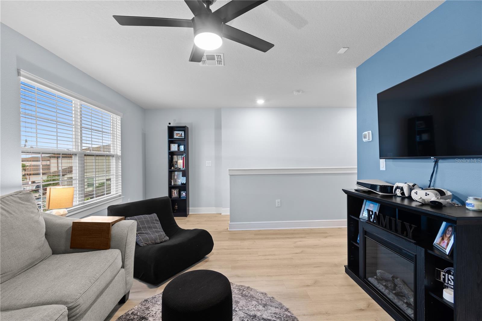 9109 ROYAL RIVER CIR — photo 21