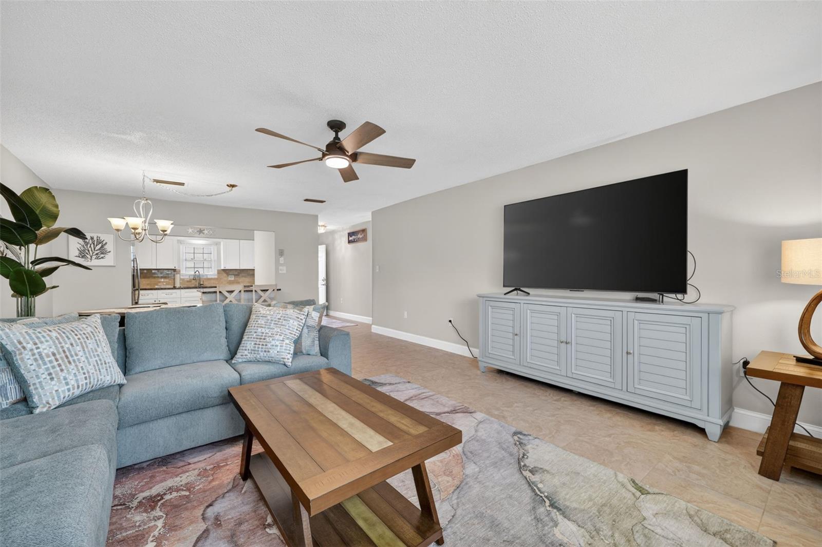 1706 BELLEAIR FOREST DR #220 — photo 4