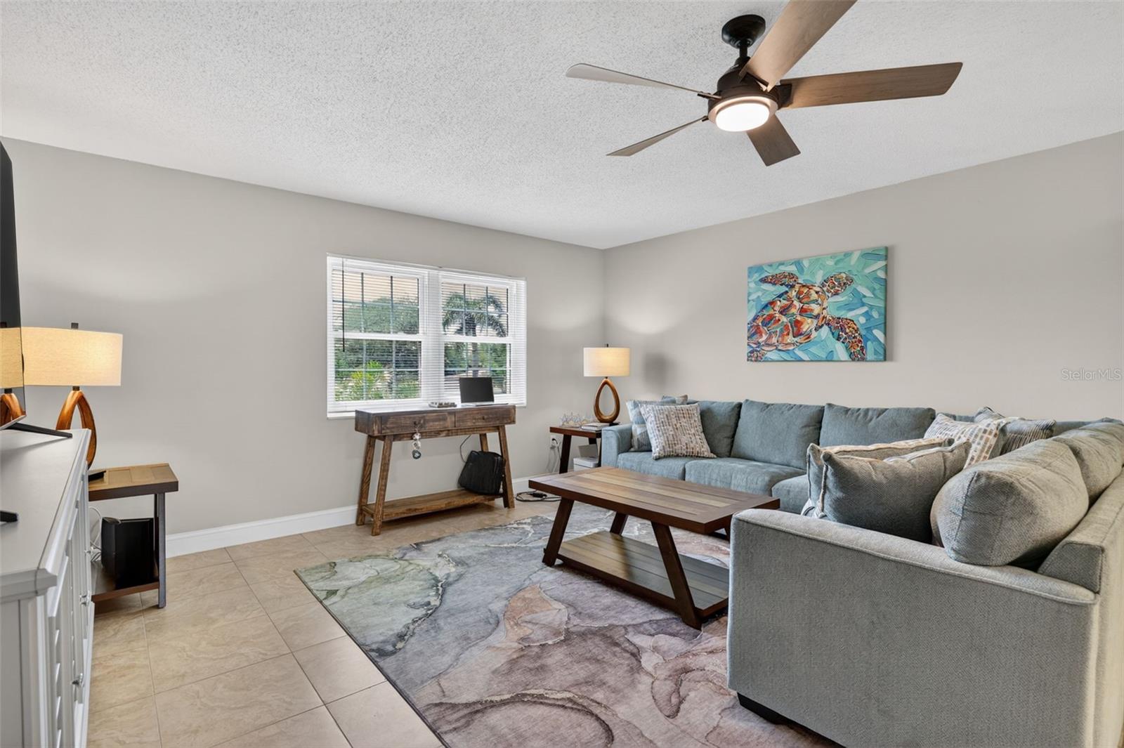 1706 BELLEAIR FOREST DR #220 — photo 3