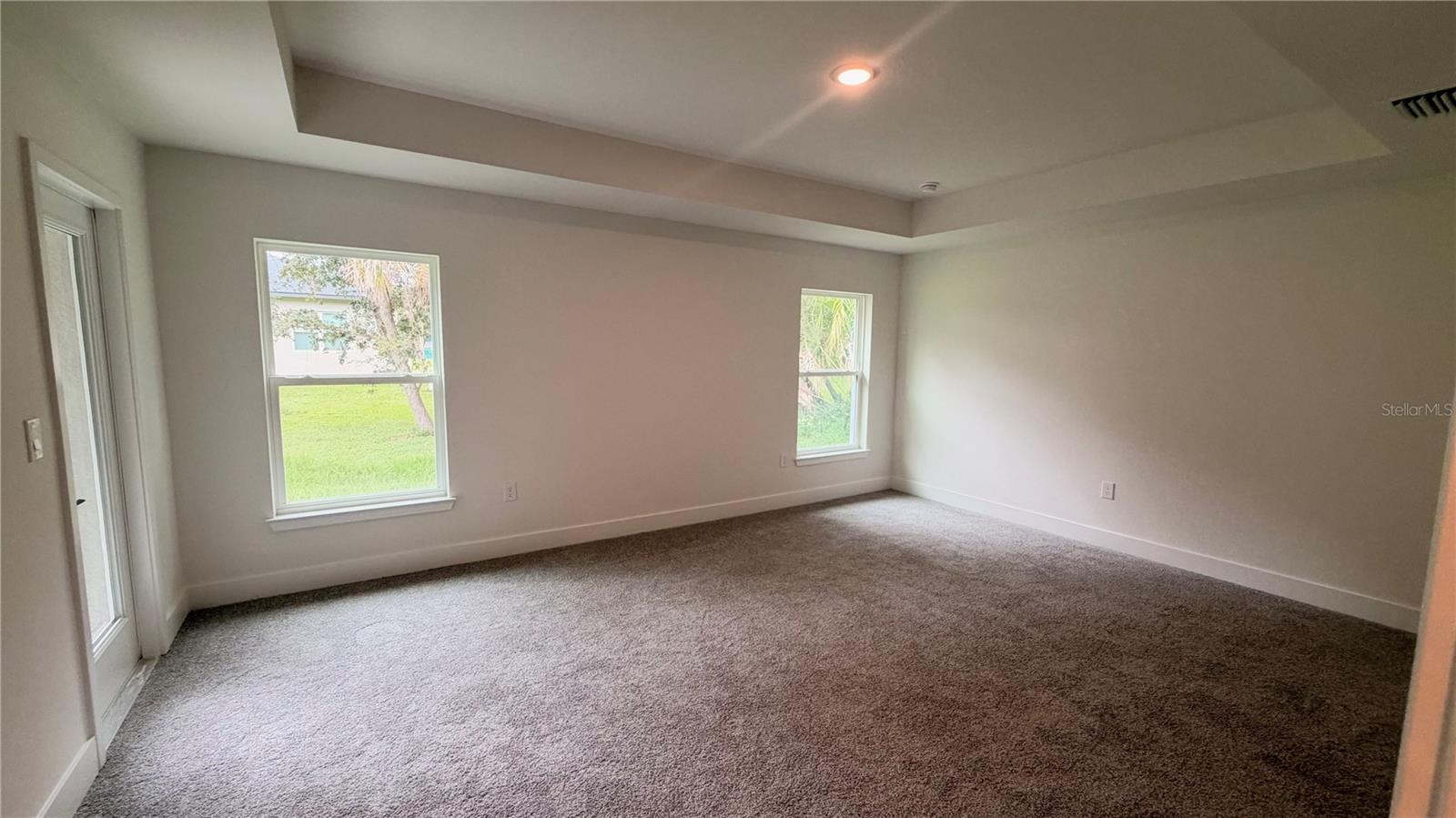2823 HUMBERT AVE — photo 7