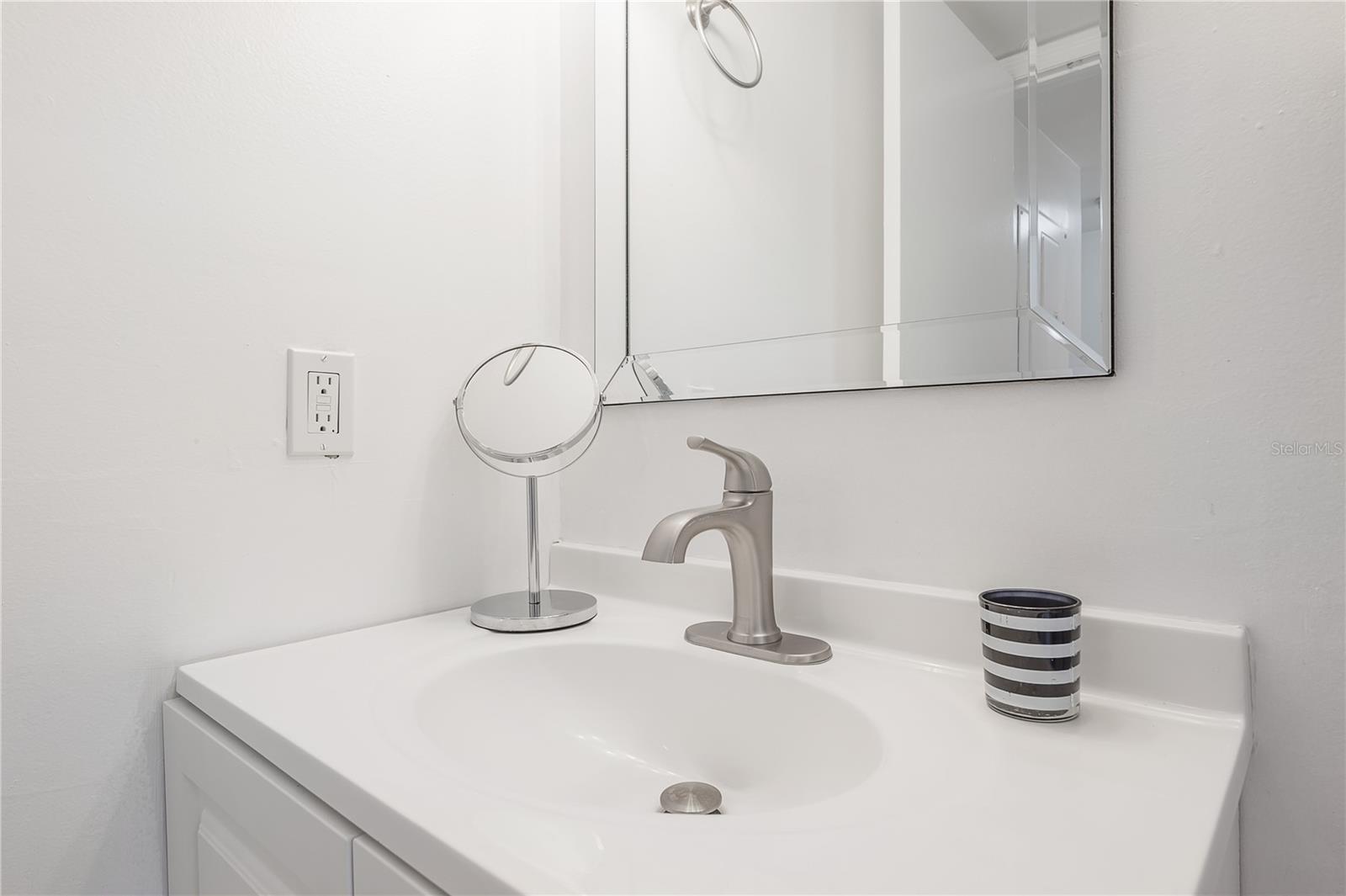 3206 W AZEELE ST #129 — photo 15