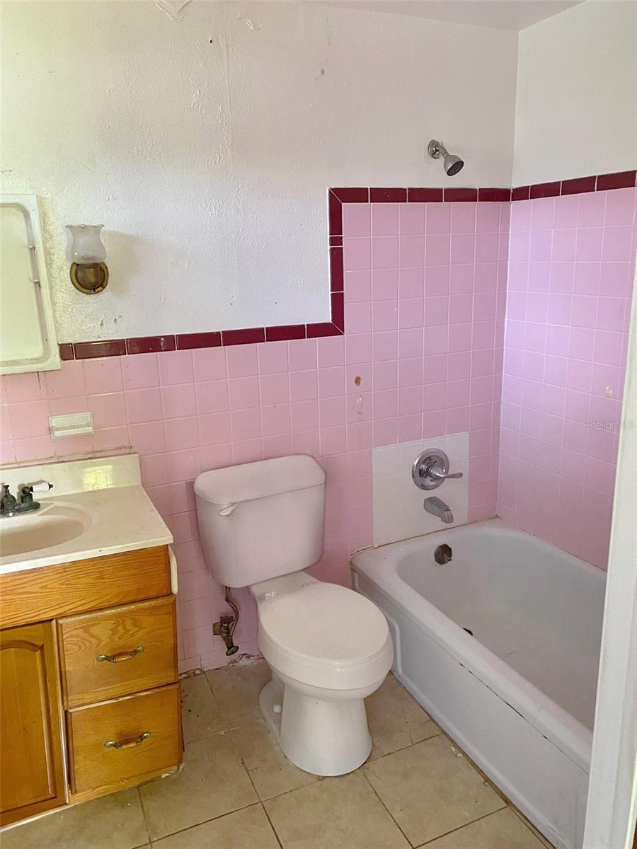3716 E CLIFTON ST — photo 12