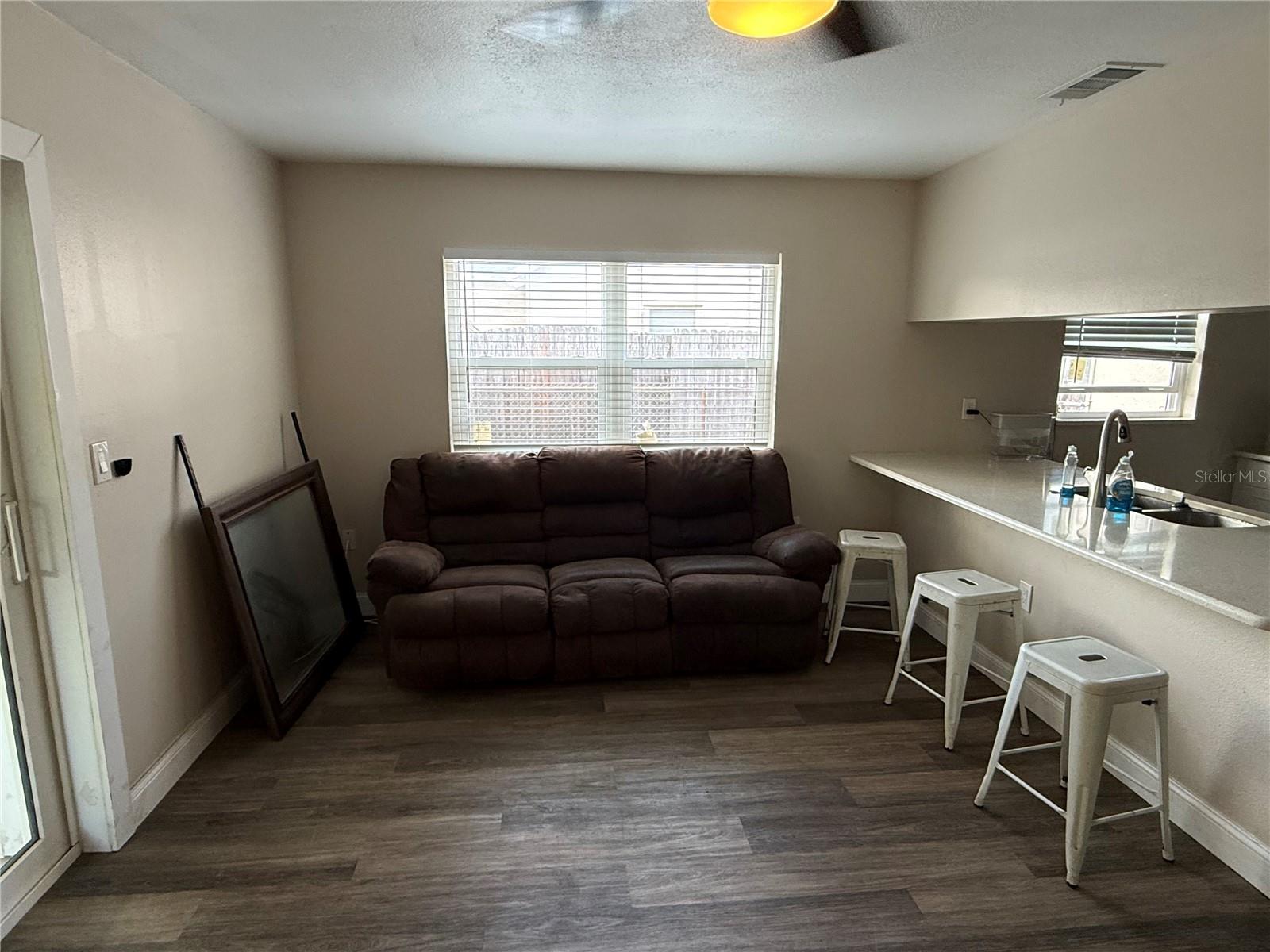 5030 DOEFIELD LN — photo 8