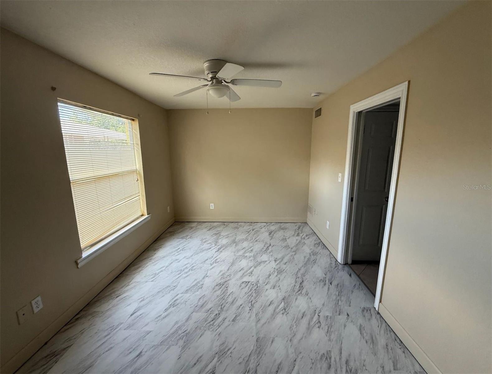 117 N EVERGREEN AVE #102 — photo 5