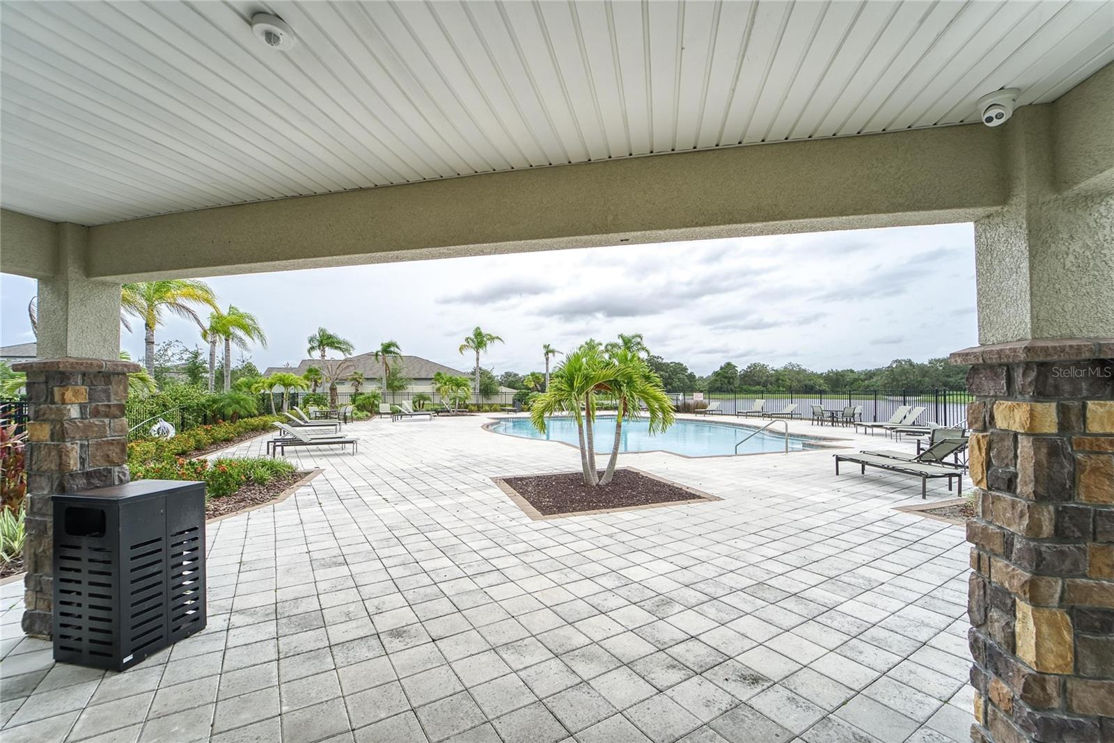 12607 GENEVA GLADE DR — photo 36