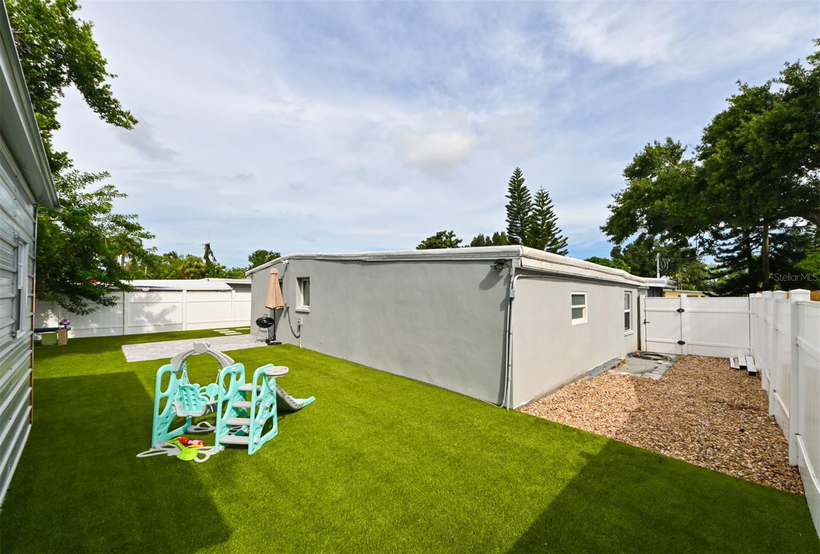 4114 W OLIVE ST — photo 18