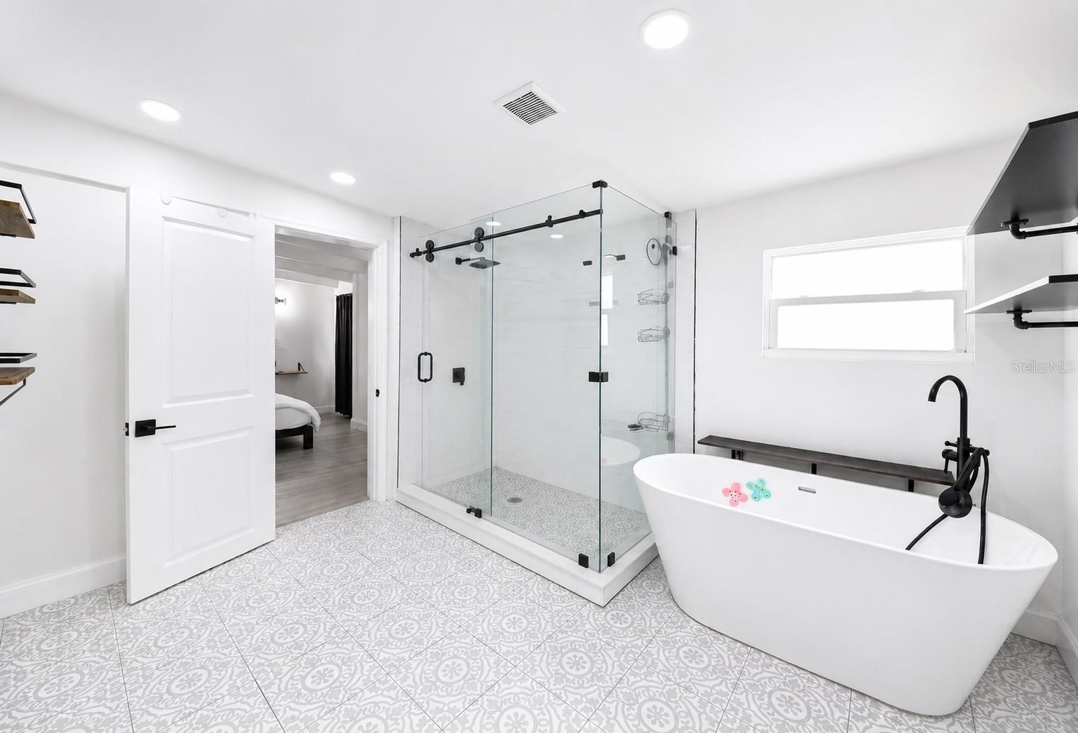 4114 W OLIVE ST — photo 8