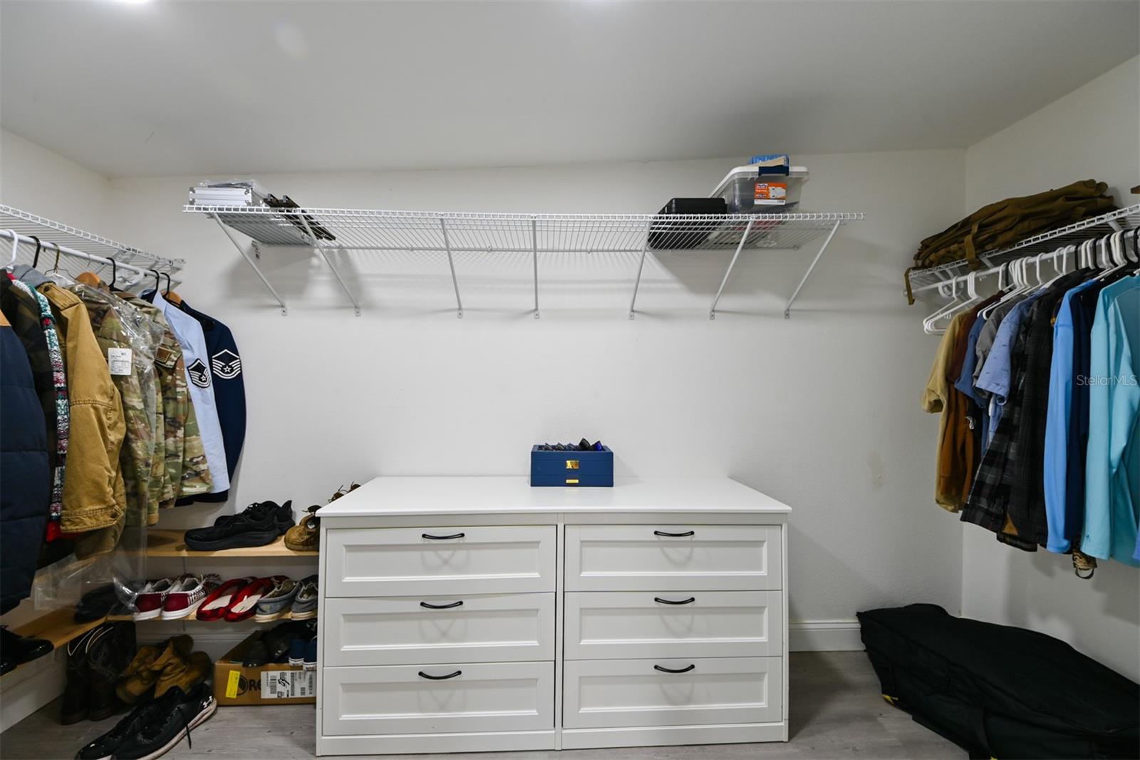 4114 W OLIVE ST — photo 10