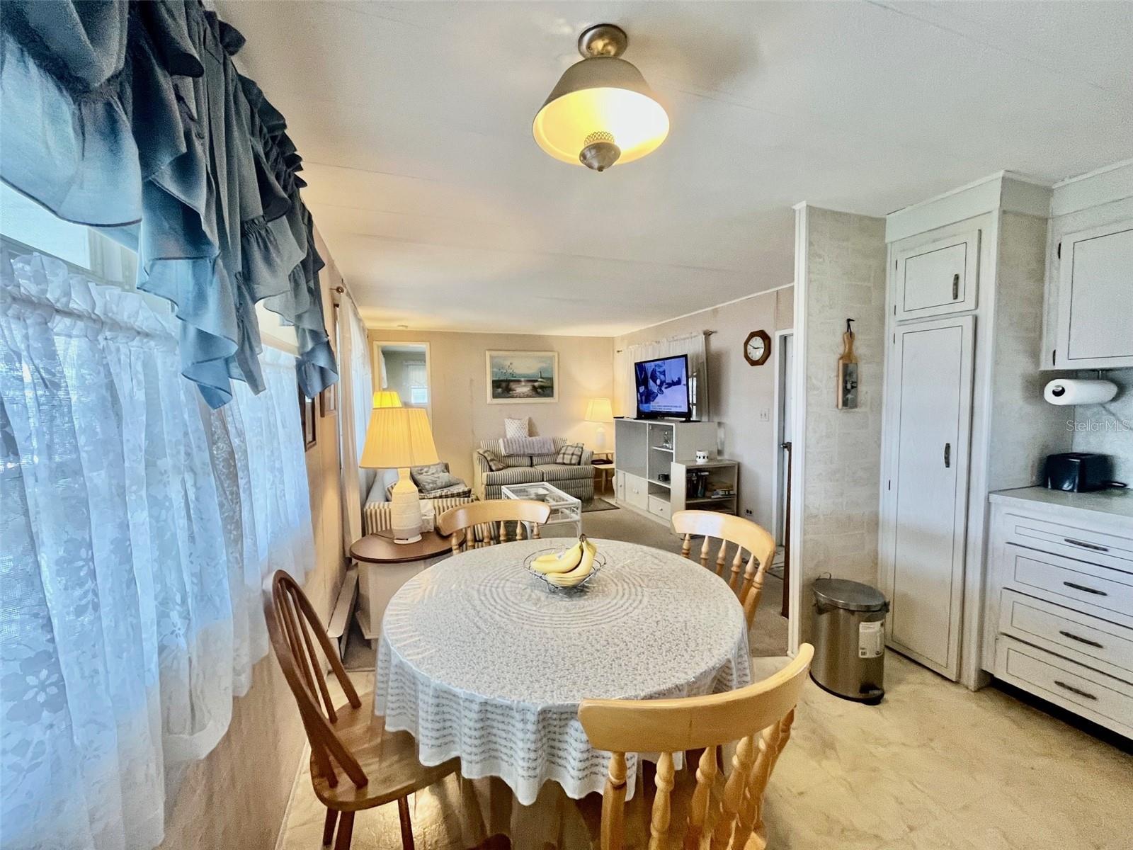 130 MELODY LN — photo 2