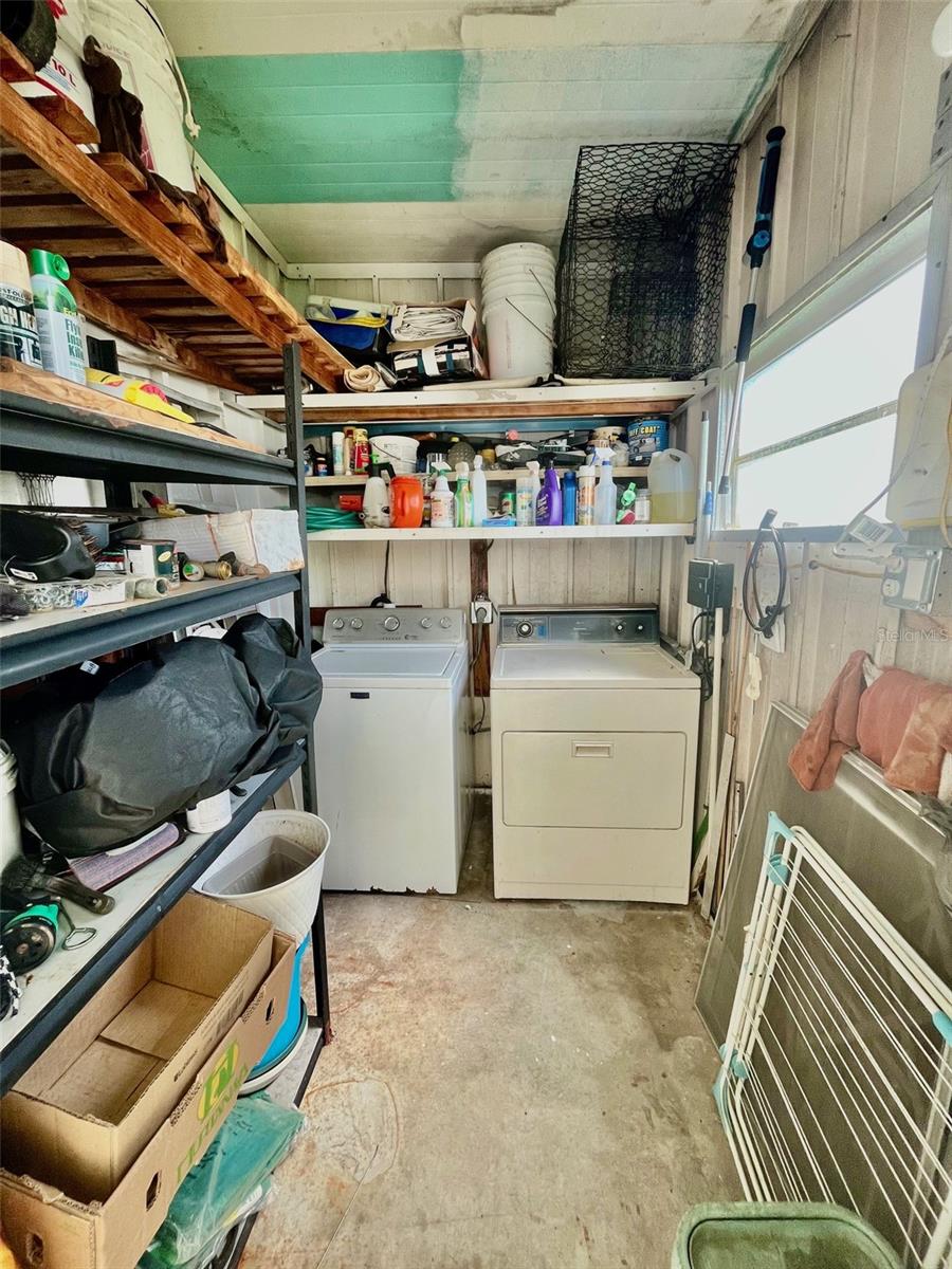 130 MELODY LN — photo 21