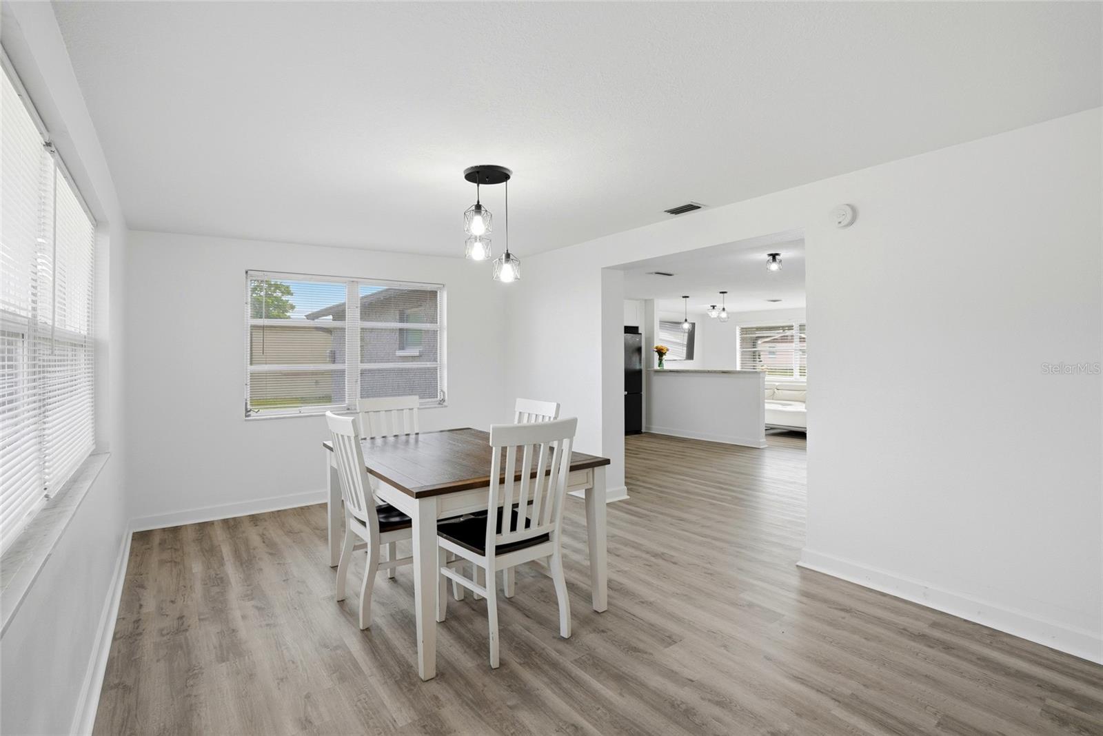 10737 FILLMORE AVE — photo 16