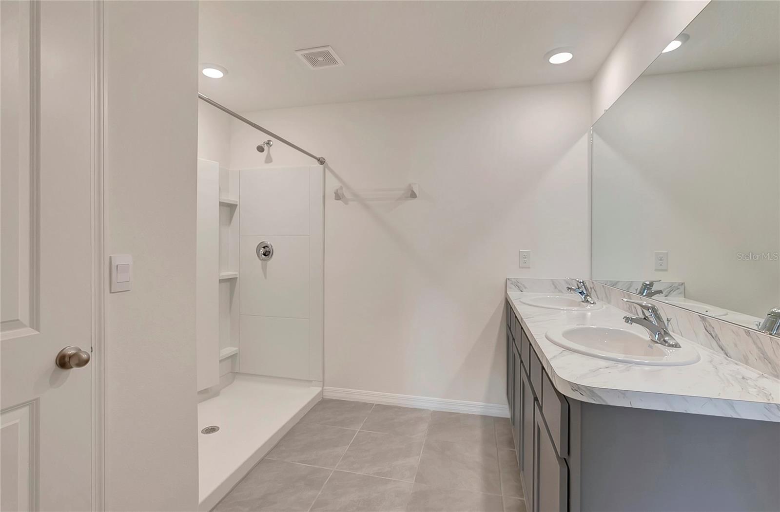 810 ACE OUTLAW AVE — photo 25