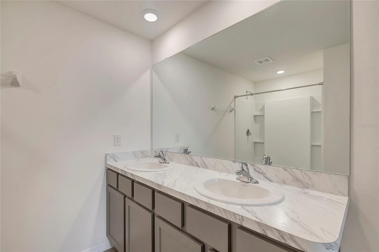 810 ACE OUTLAW AVE — photo 27