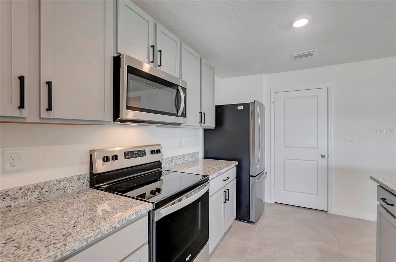 810 ACE OUTLAW AVE — photo 15
