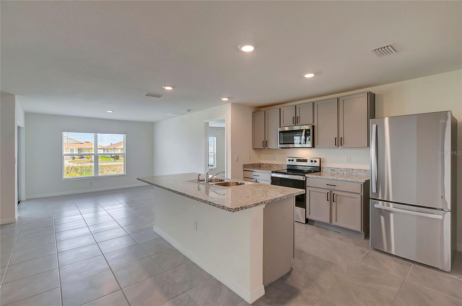 810 ACE OUTLAW AVE — photo 6