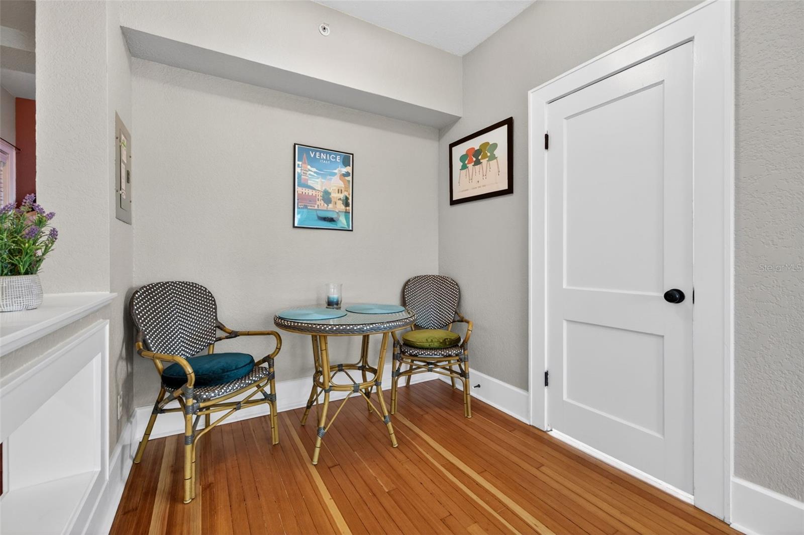 210 22ND AVE NE #12 — photo 15