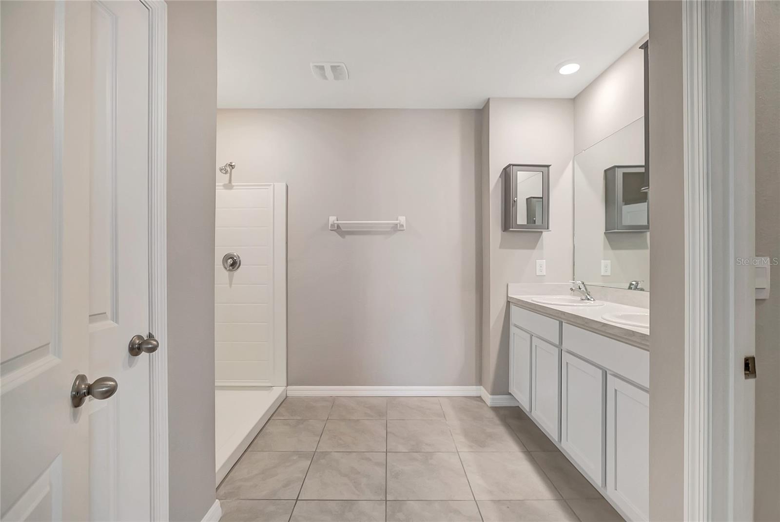 17038 WAVE TRESSLE PL — photo 31
