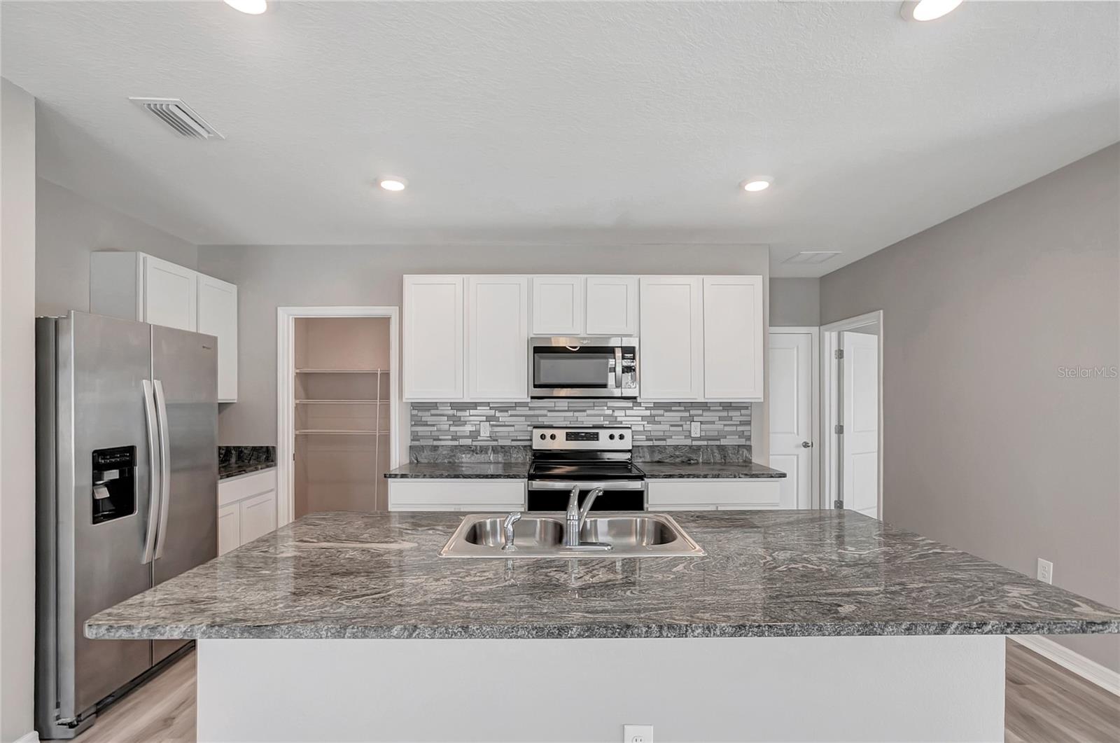 17038 WAVE TRESSLE PL — photo 15