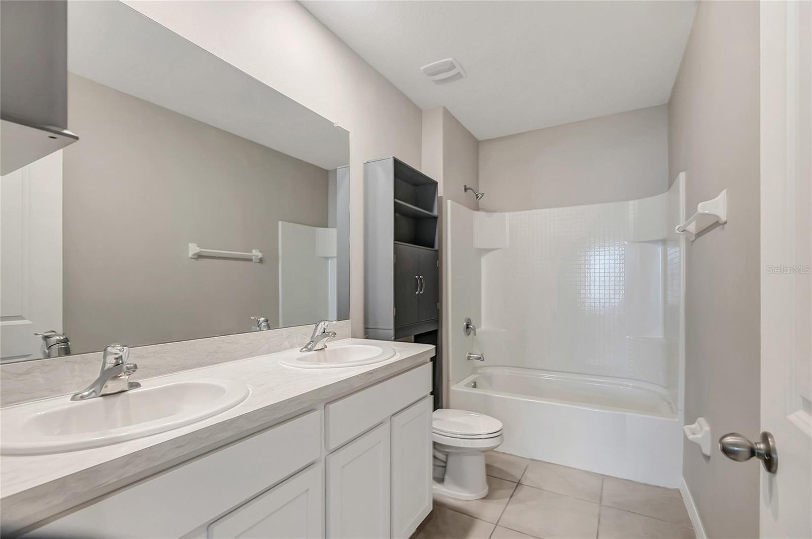 17038 WAVE TRESSLE PL — photo 40