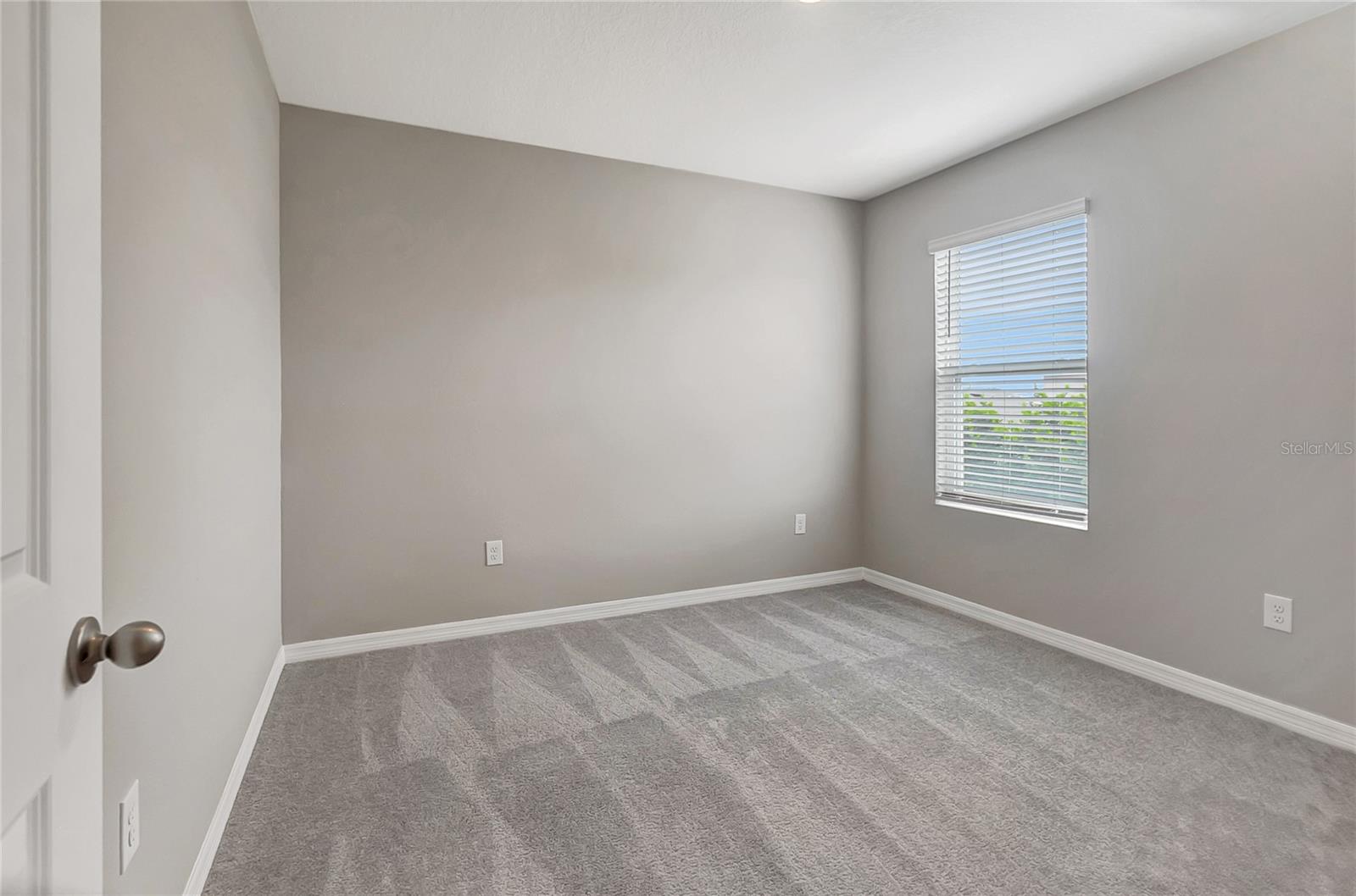 17038 WAVE TRESSLE PL — photo 36