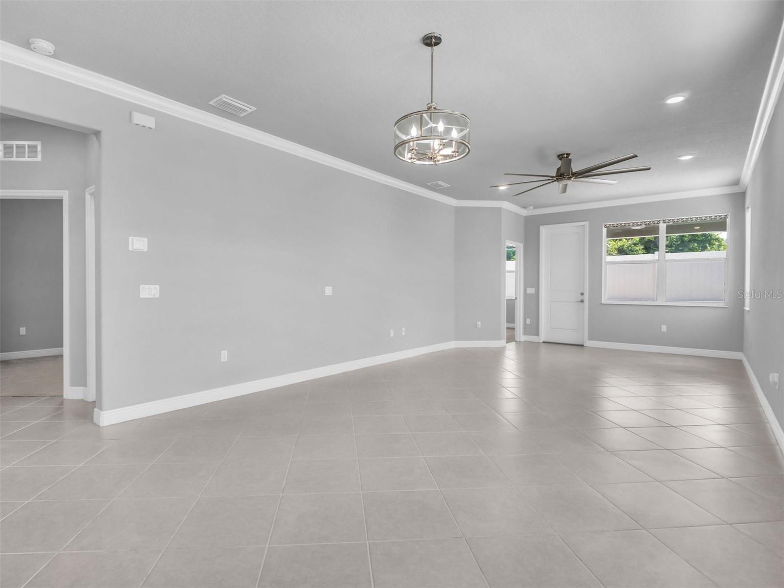 1461 N RIVER CIR — photo 16