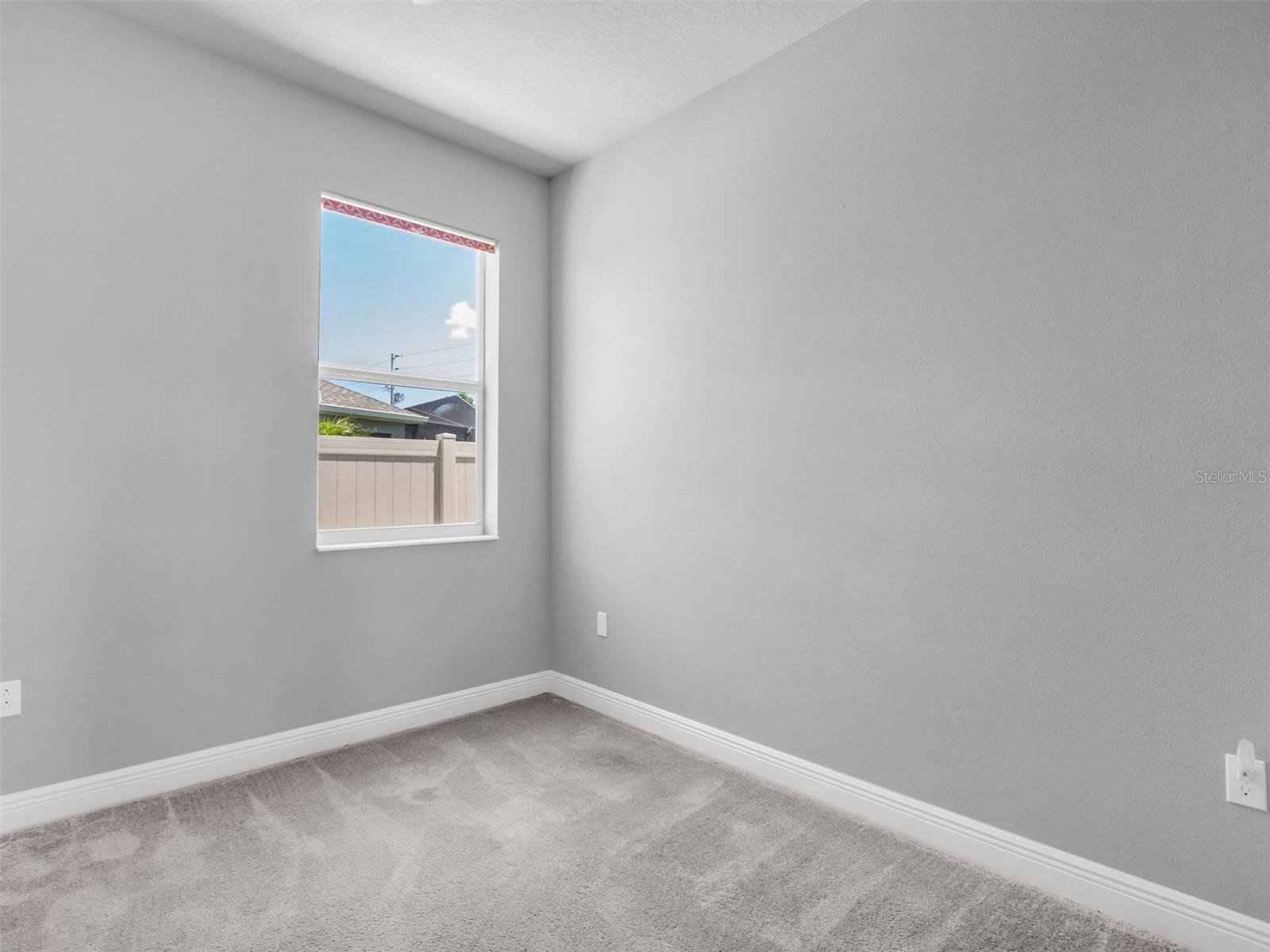 1461 N RIVER CIR — photo 30