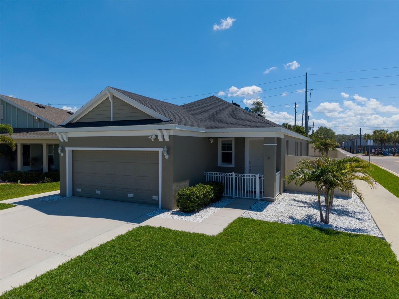 1461 N RIVER CIR — photo 36
