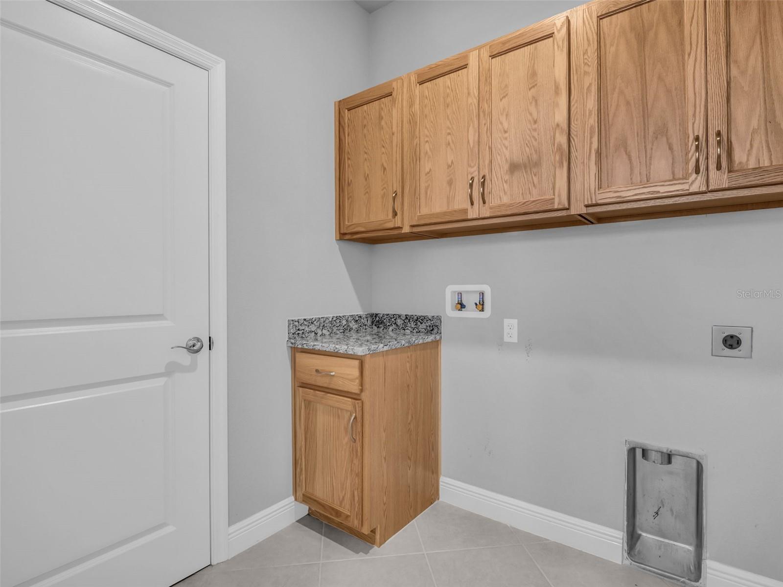 1461 N RIVER CIR — photo 45
