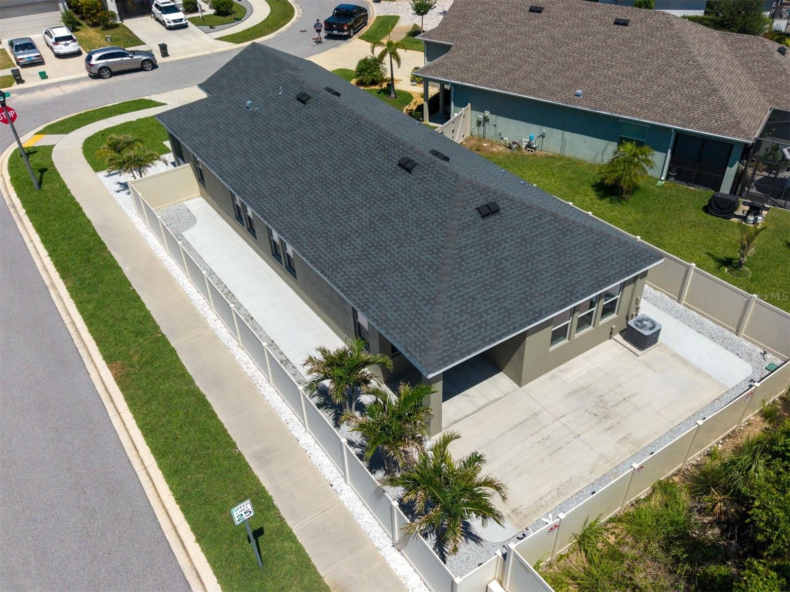 1461 N RIVER CIR — photo 38