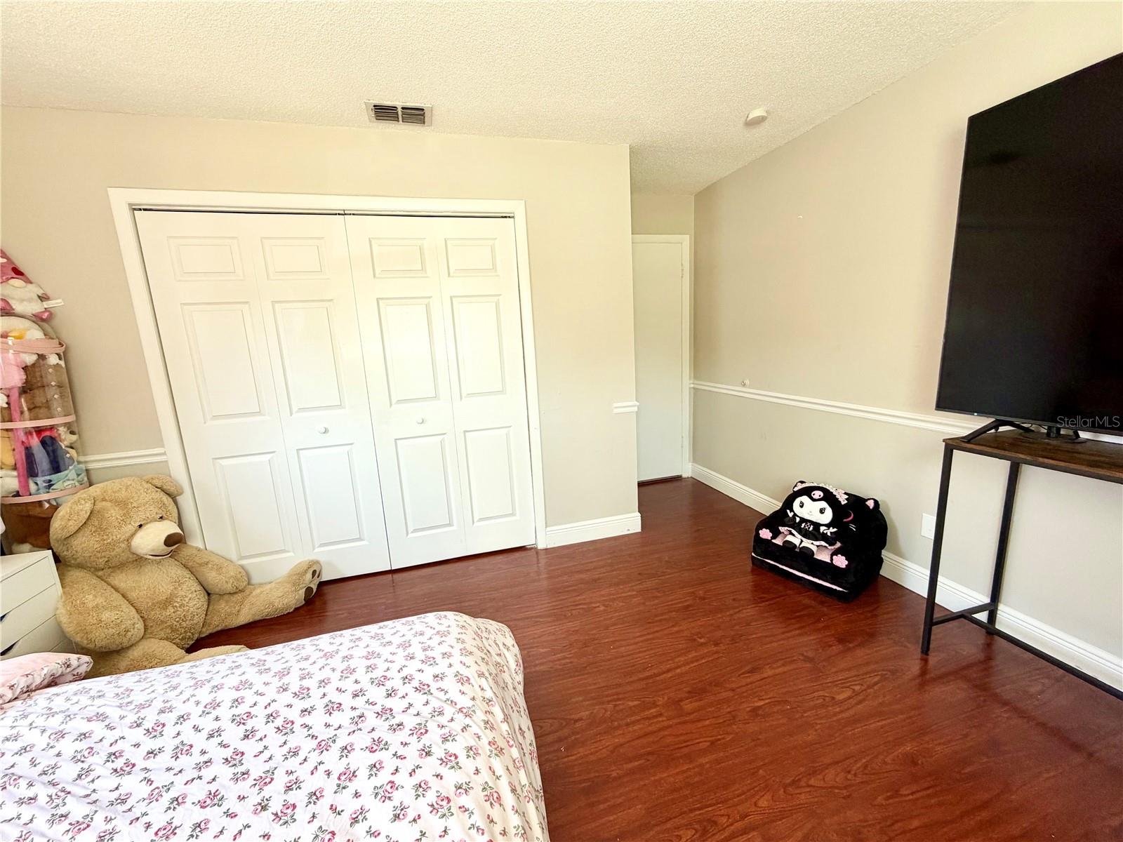 143 VALLEY CIR — photo 13