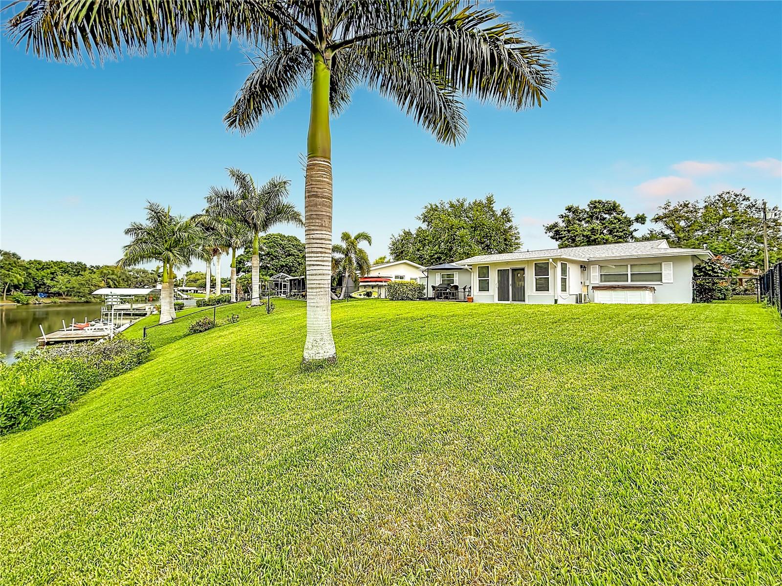 508 SHORE DR — photo 26