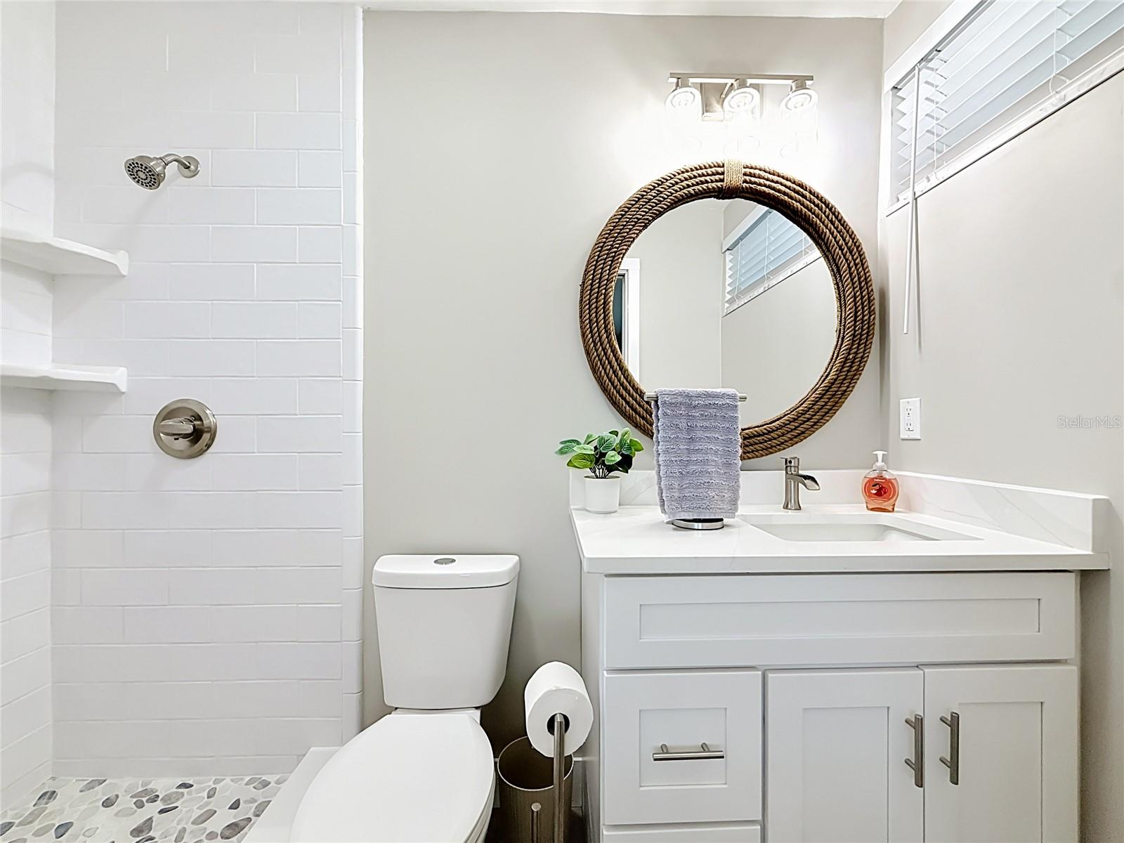 508 SHORE DR — photo 16