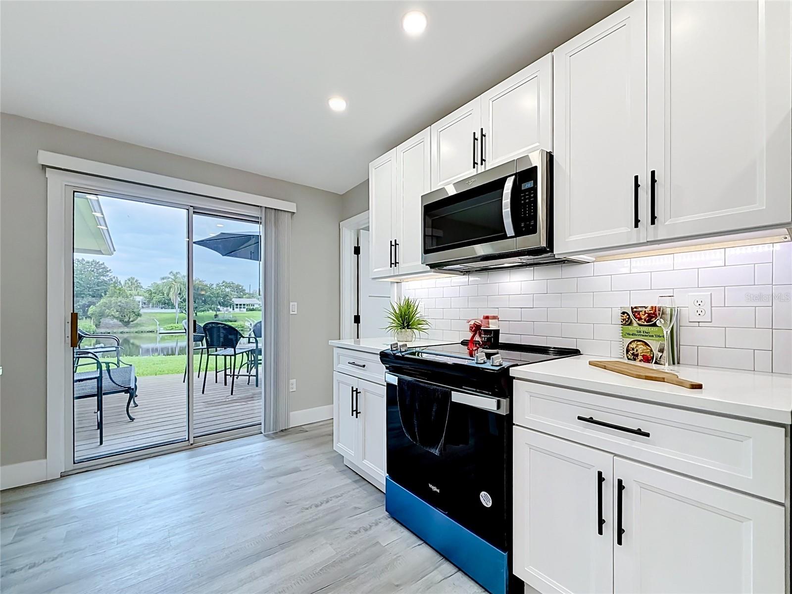 508 SHORE DR — photo 11
