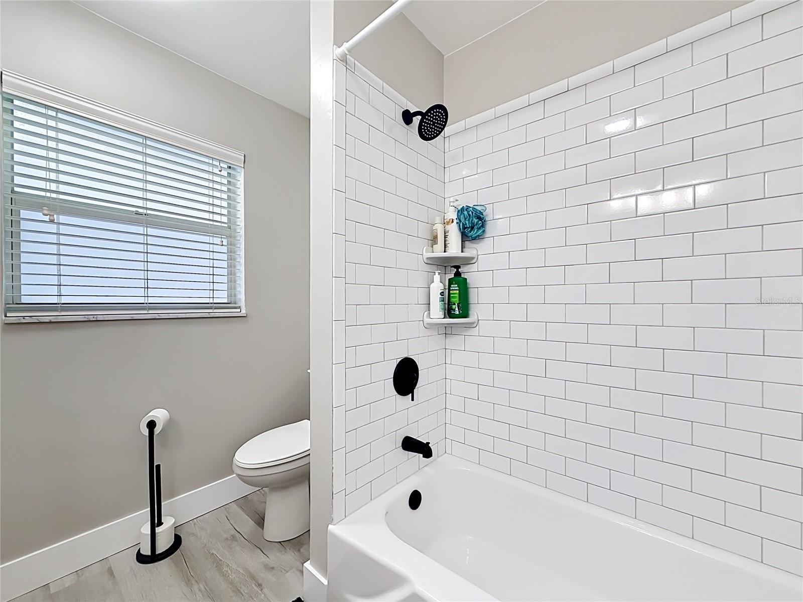 508 SHORE DR — photo 21