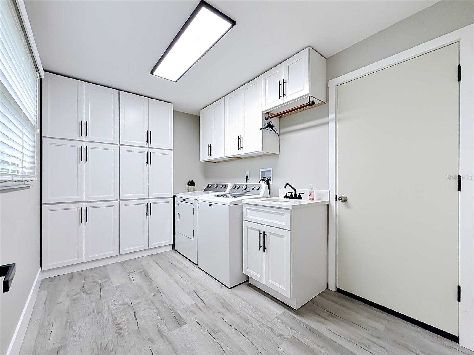 508 SHORE DR — photo 22