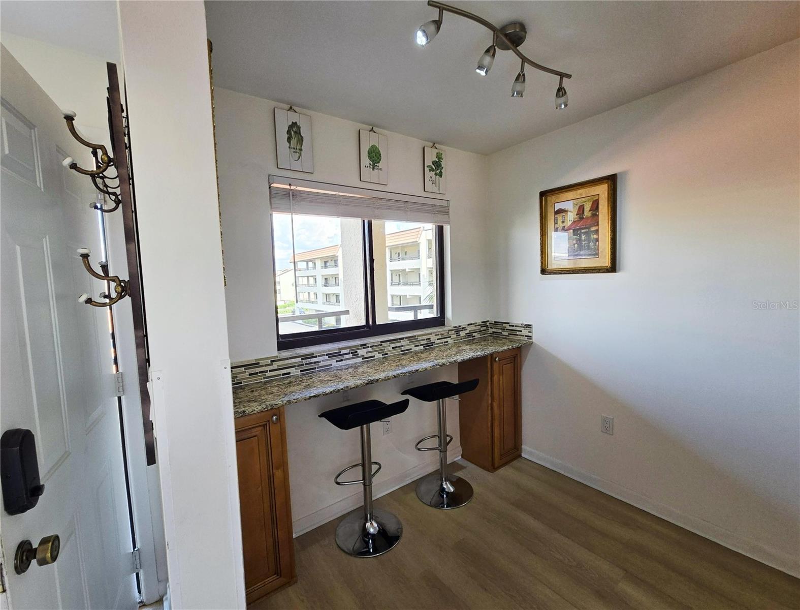 106 1ST ST E #215 — photo 21