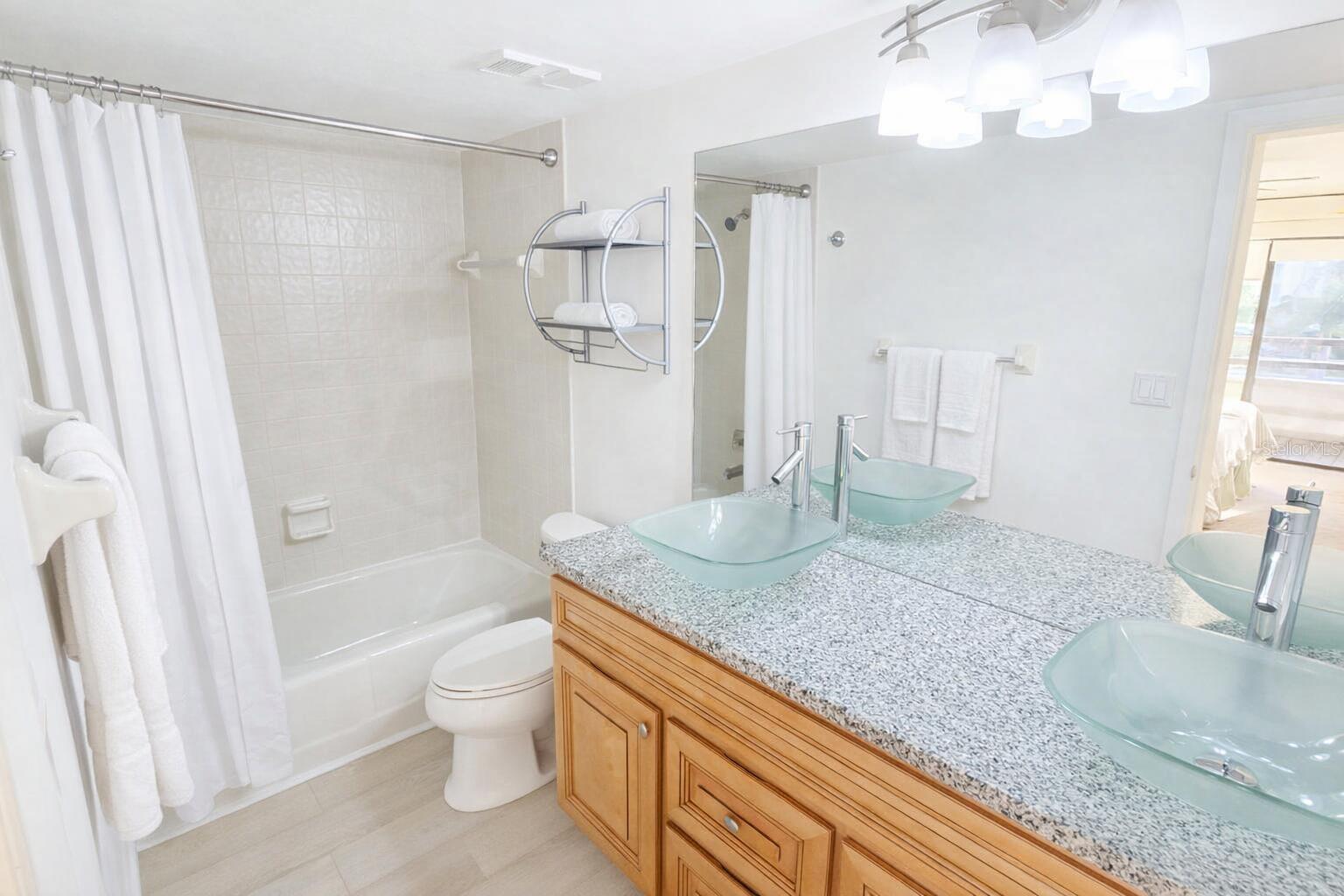 106 1ST ST E #215 — photo 34