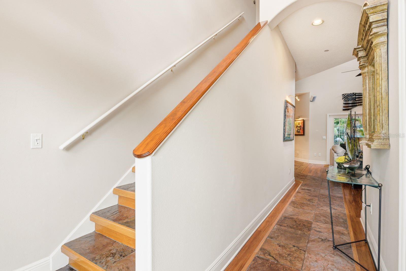 503 PALM AVE — photo 12