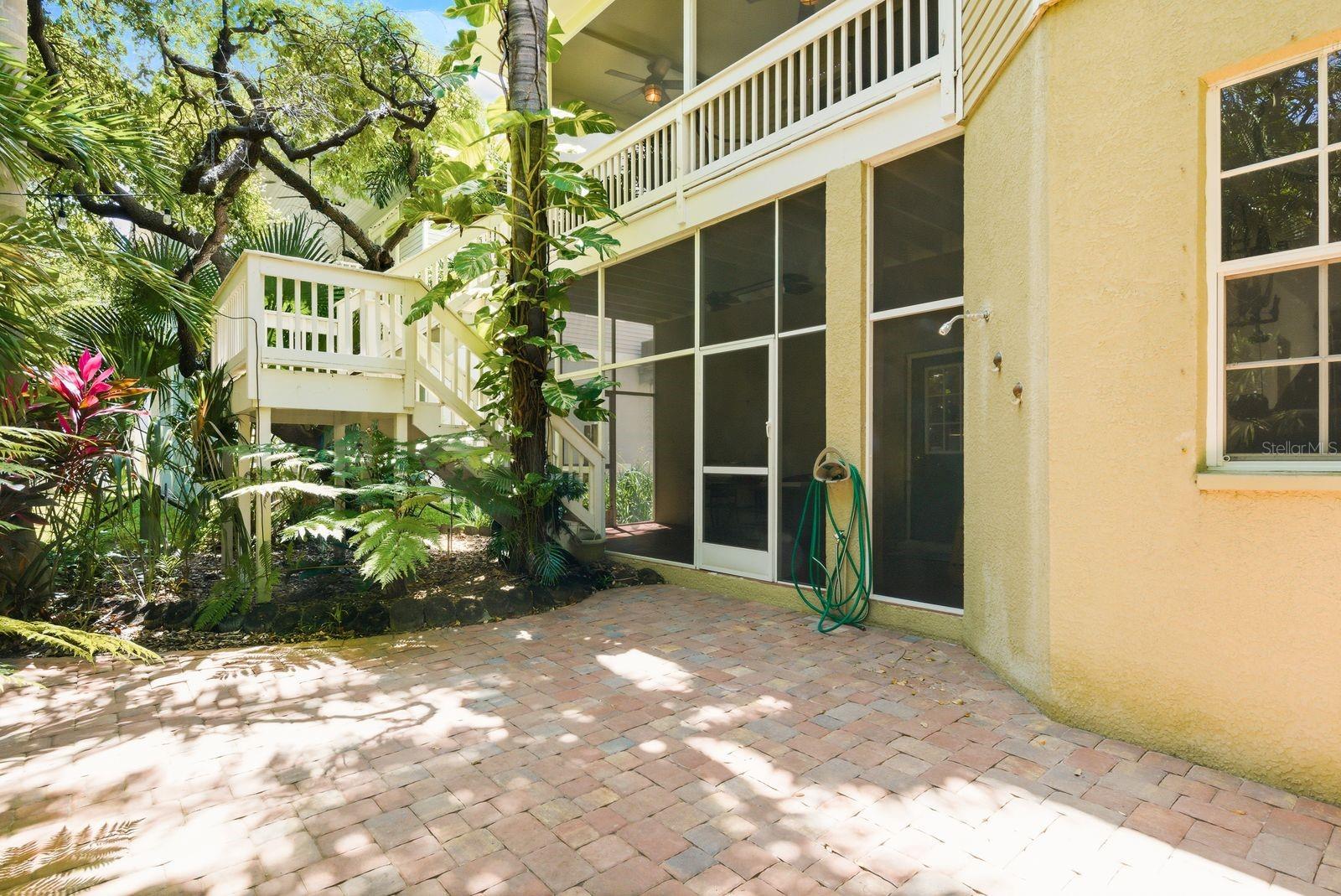 503 PALM AVE — photo 50