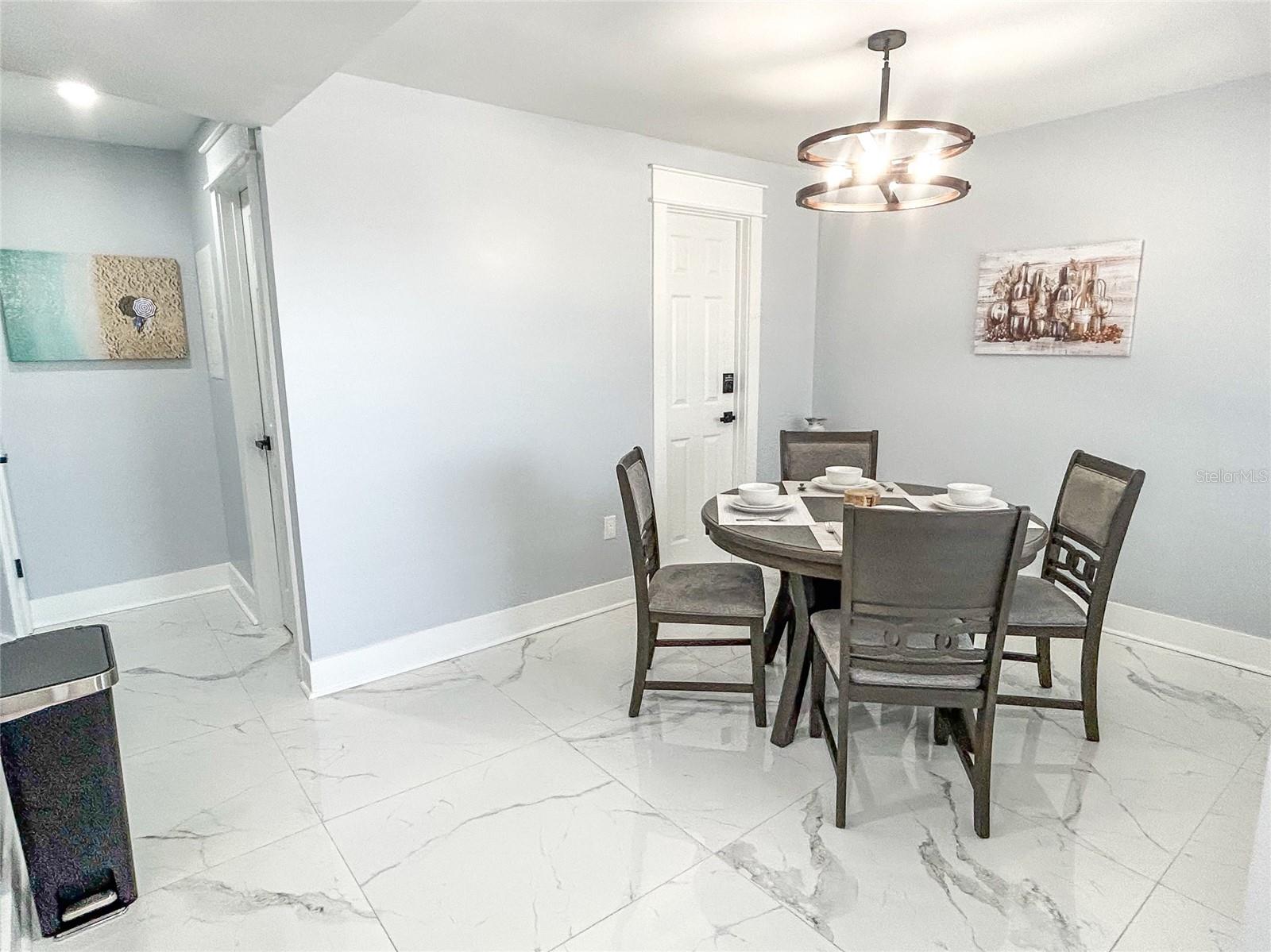 315 MEDALLION BLVD #F — photo 4