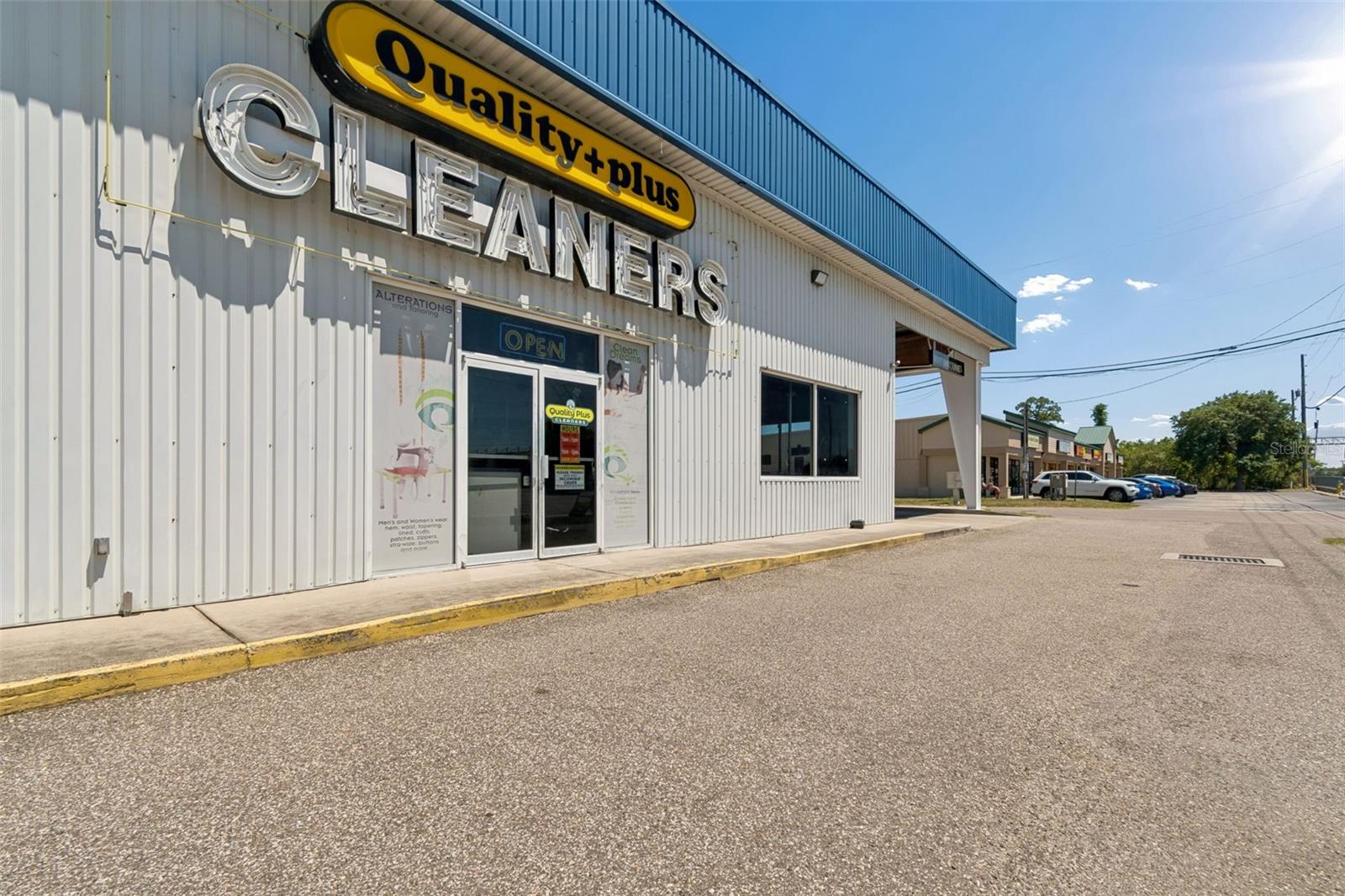9945 RACE TRACK RD — photo 10