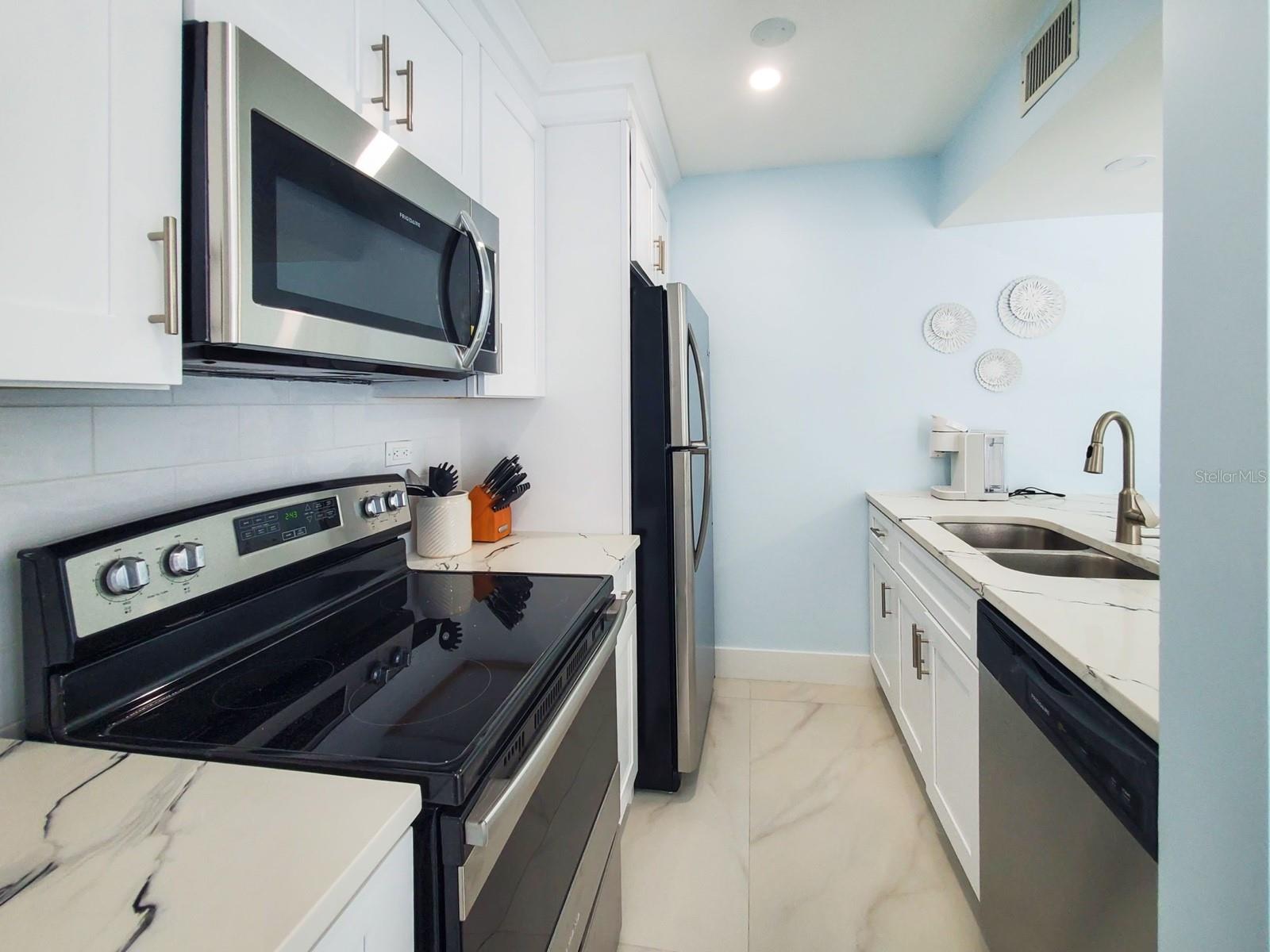 215 MEDALLION BLVD #G — photo 9