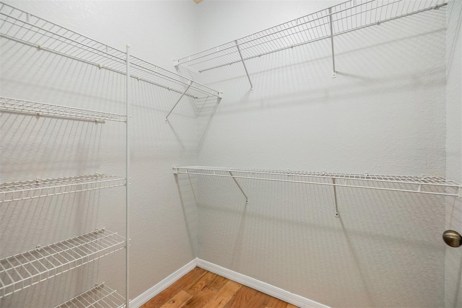 10103 COURTNEY OAKS CIR #103 — photo 17