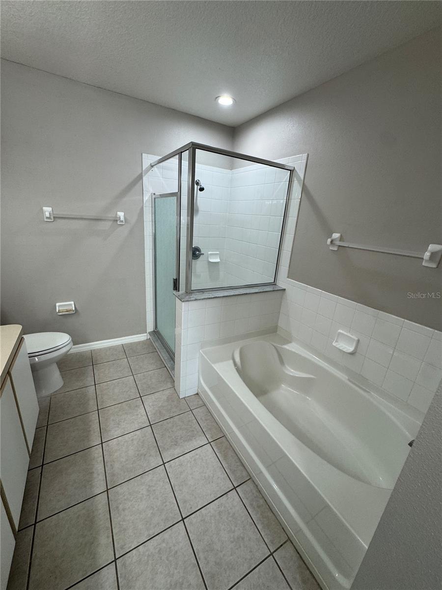 9701 CARLSDALE DR — photo 13